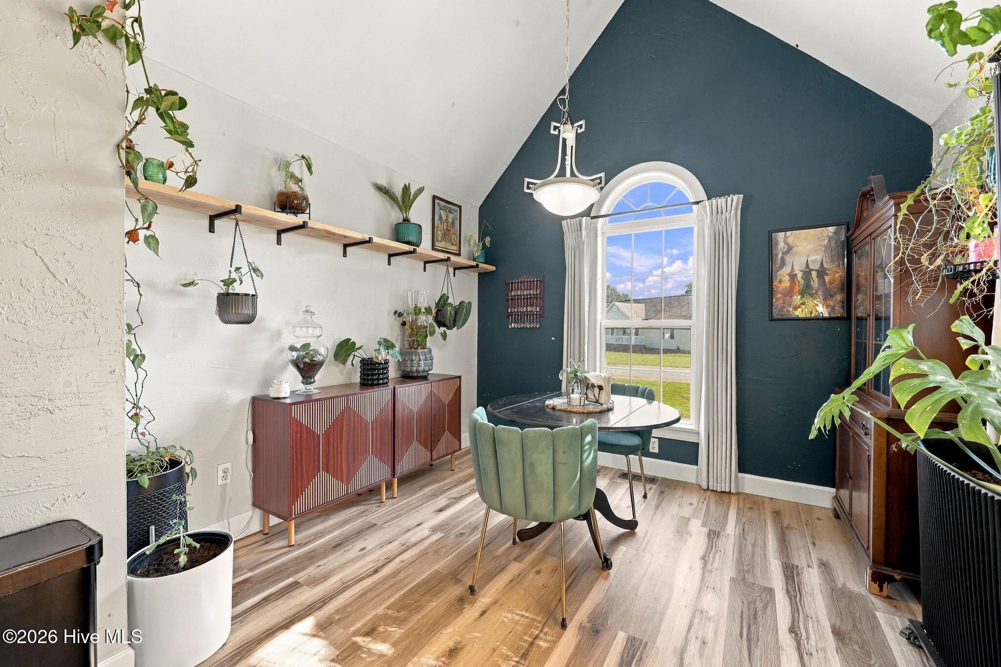 208 John Avenue Property Photo 14
