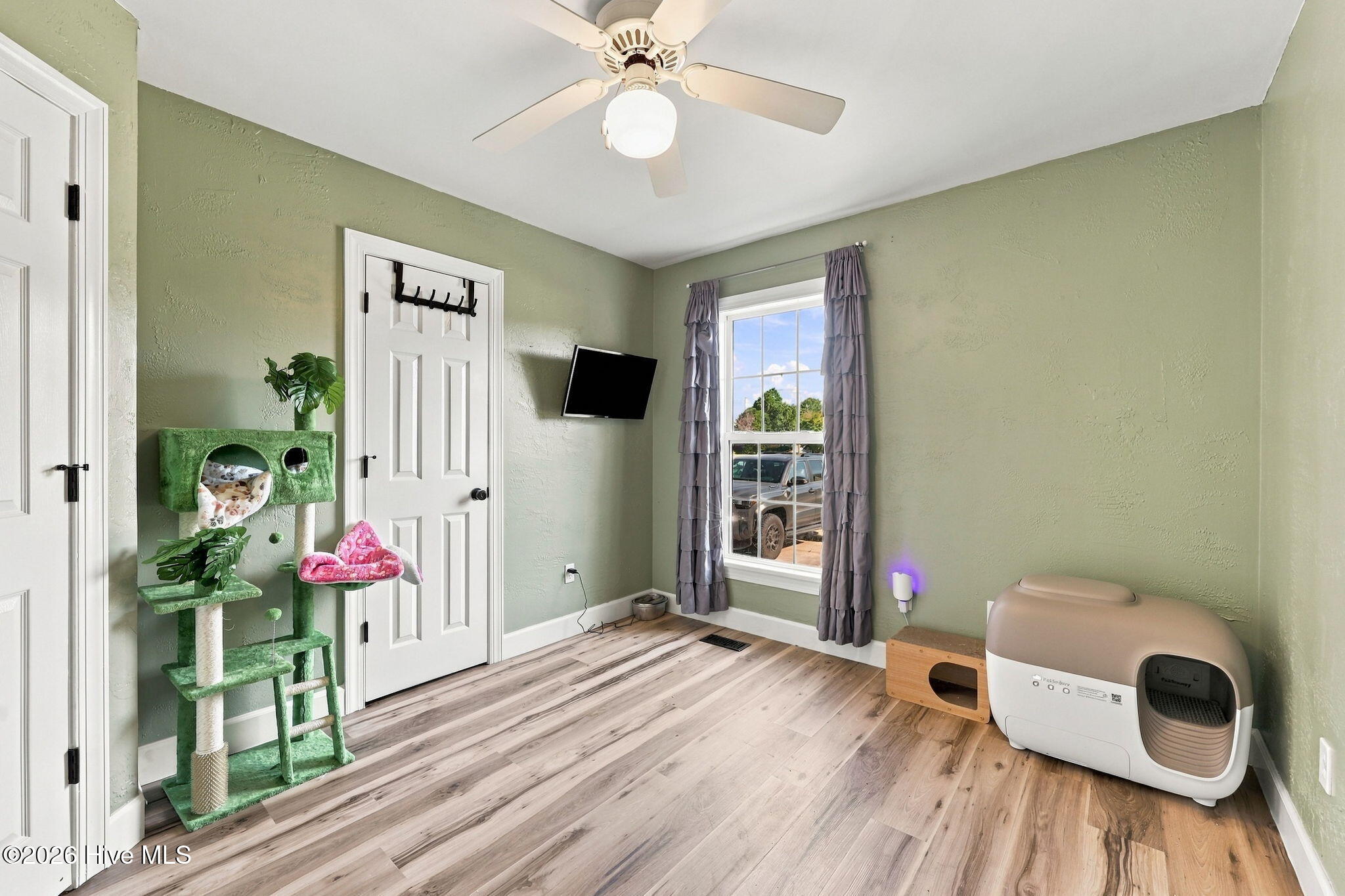 208 John Avenue Property Photo 20