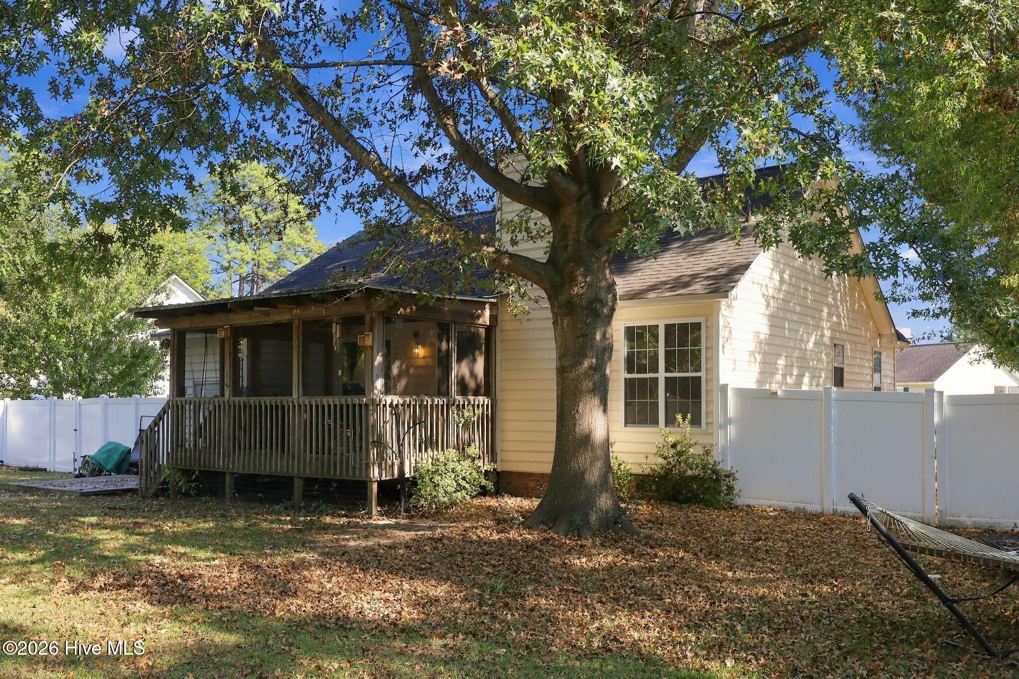 208 John Avenue Property Photo 38