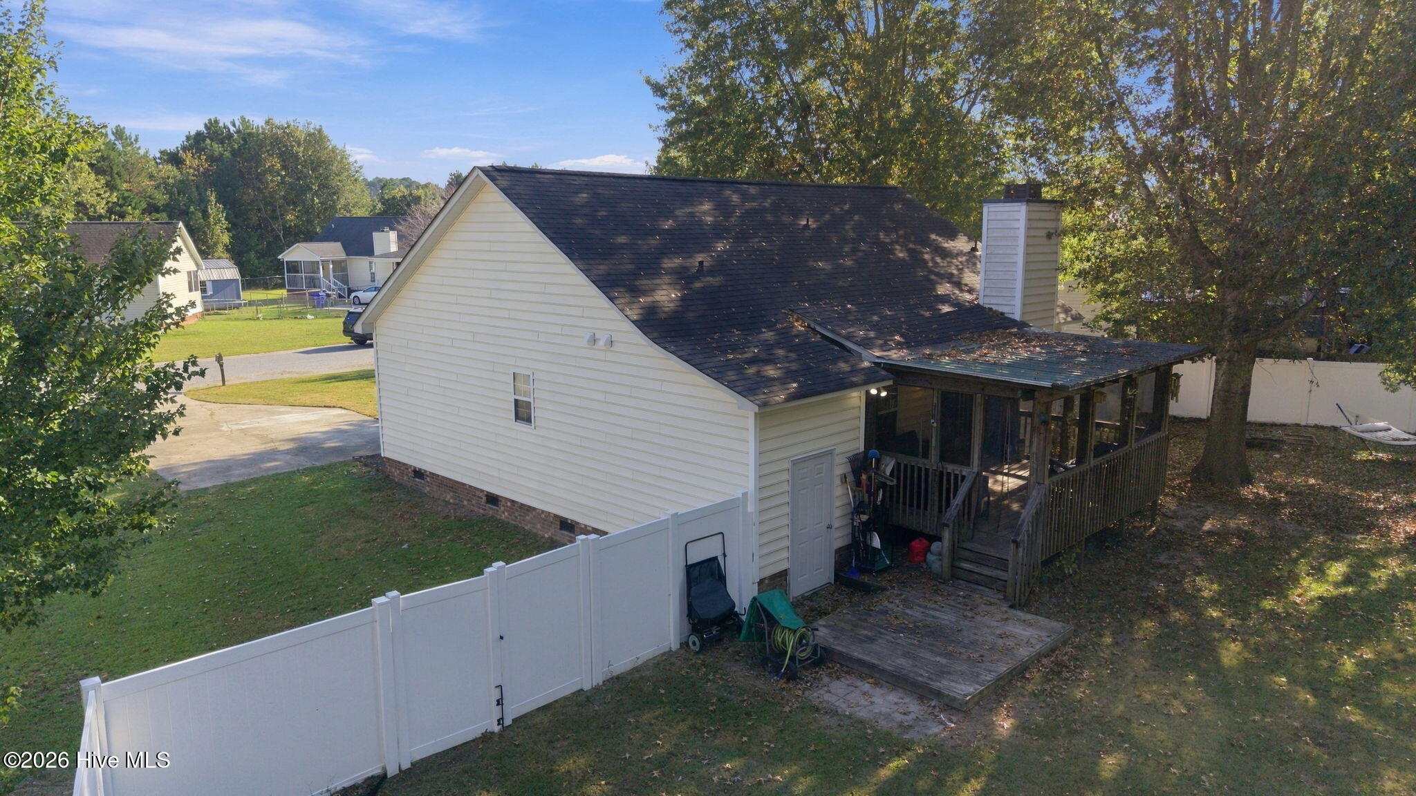 208 John Avenue Property Photo 44