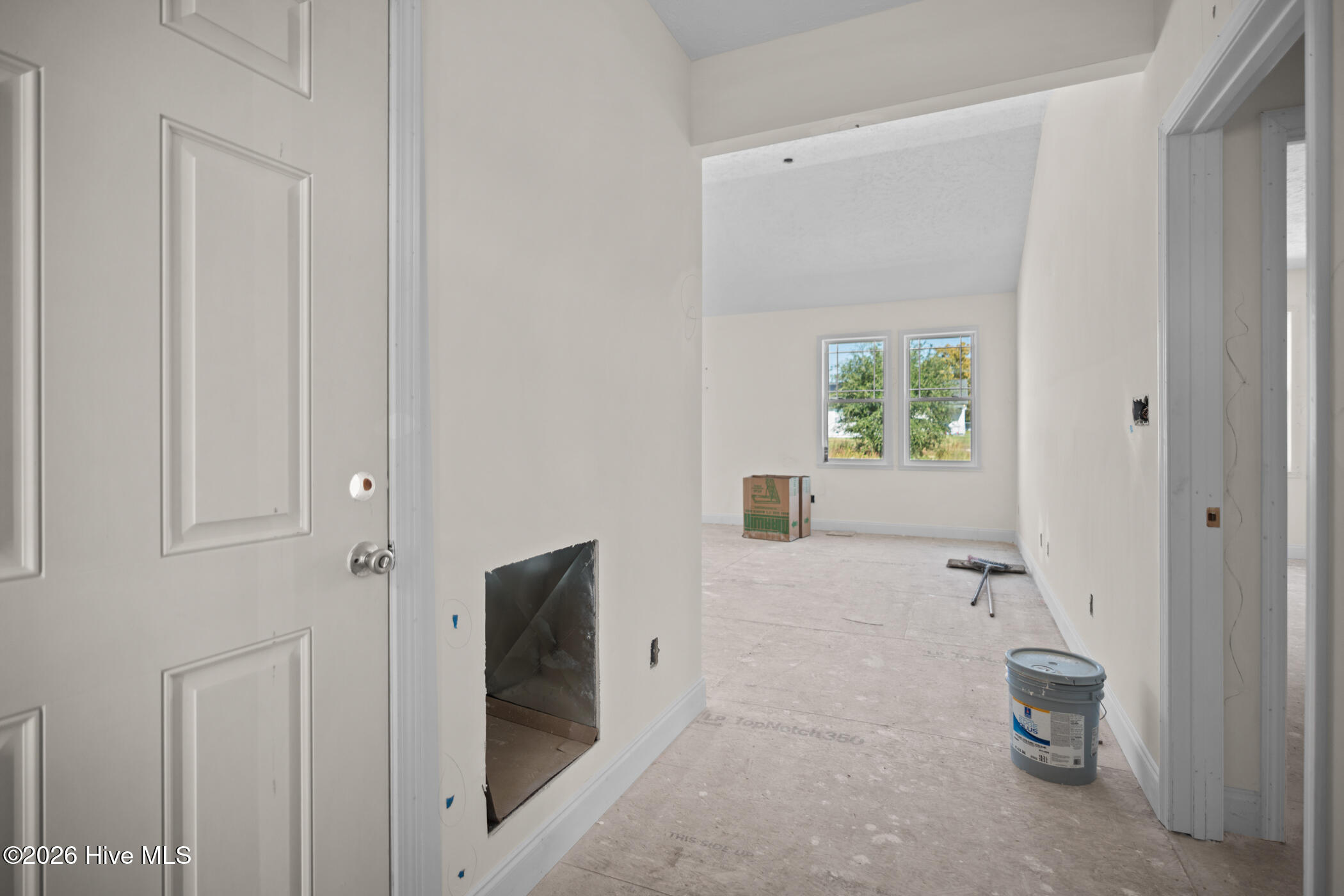 284 Adelia Drive Property Photo 4