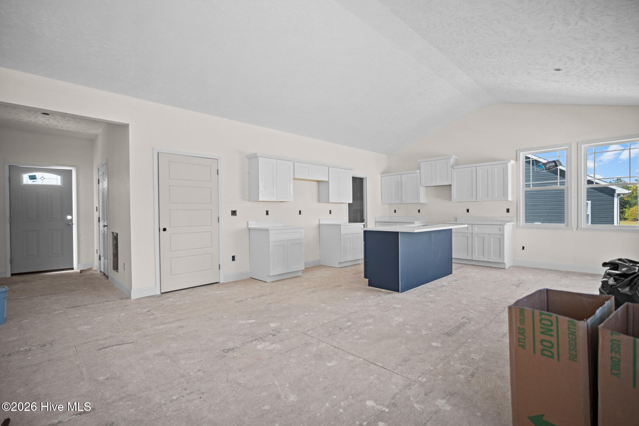 284 Adelia Drive Property Photo 6