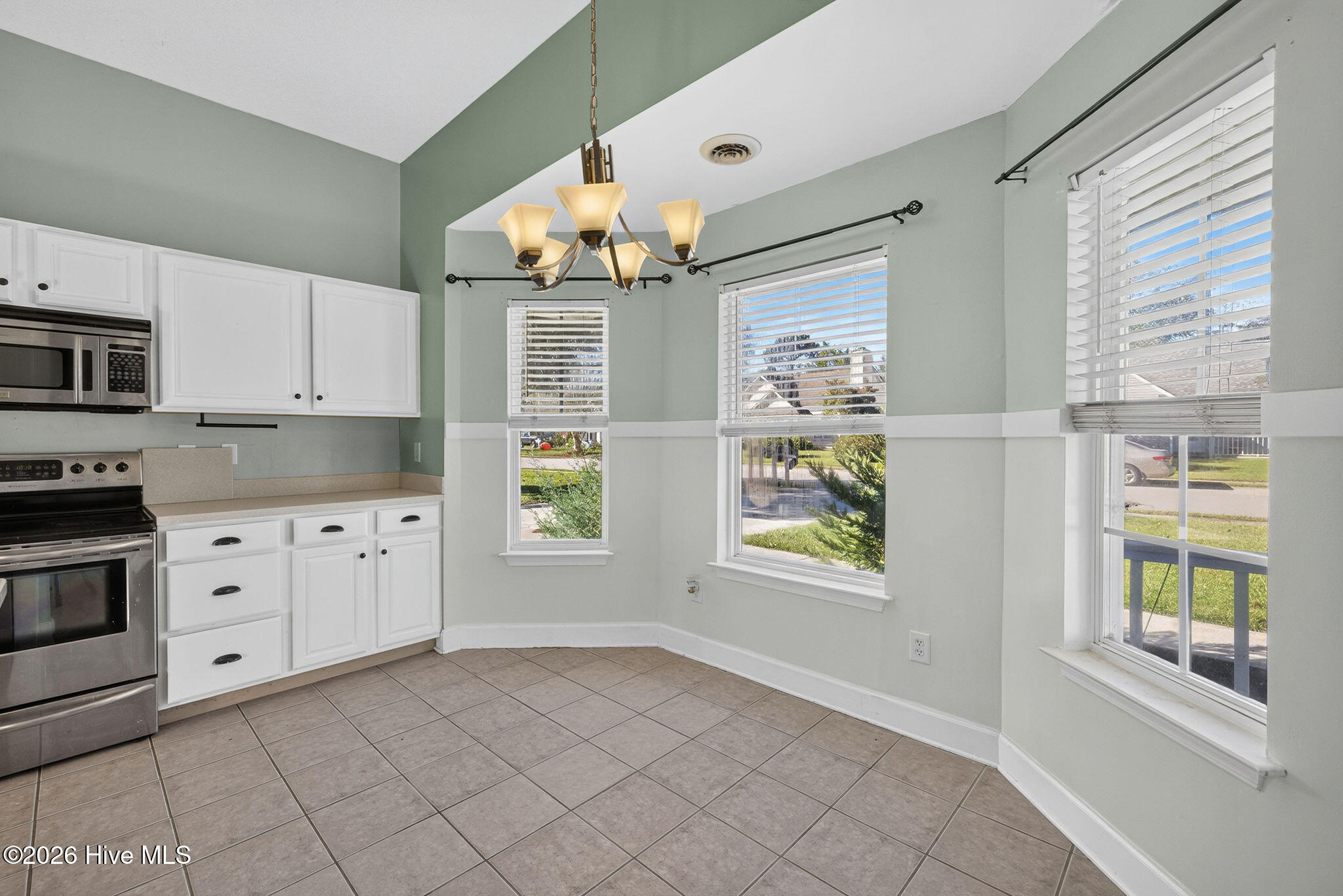 609 Bay Blossom Drive Property Photo 23