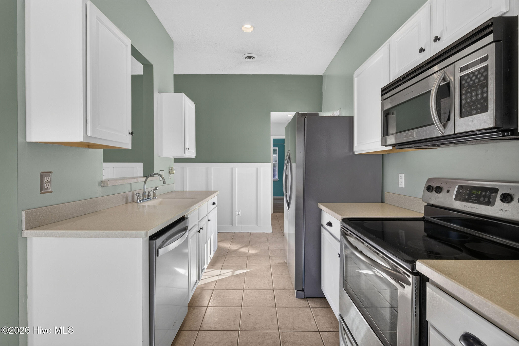 609 Bay Blossom Drive Property Photo 26