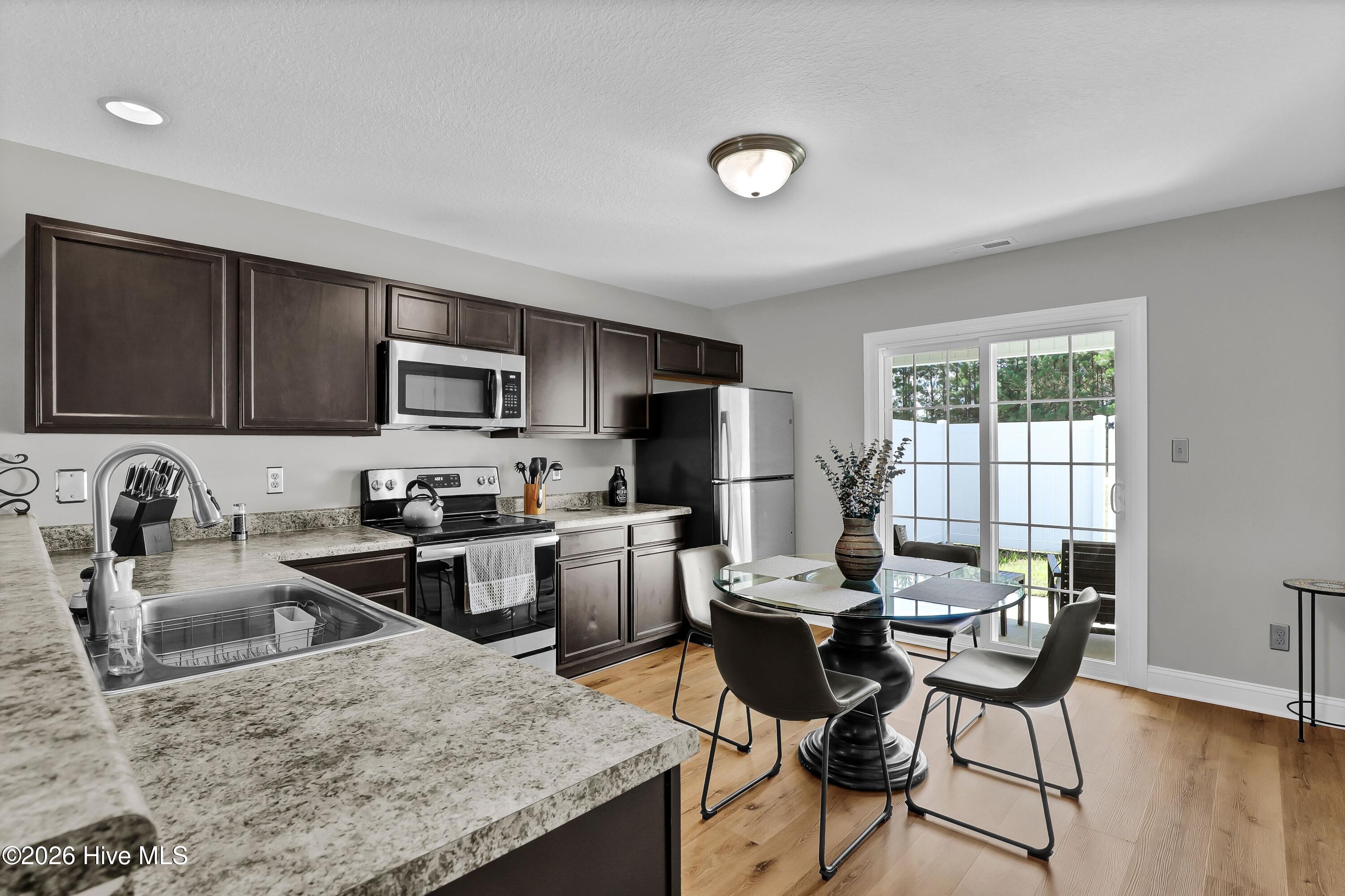 123 W Murrow Lane Property Photo 8