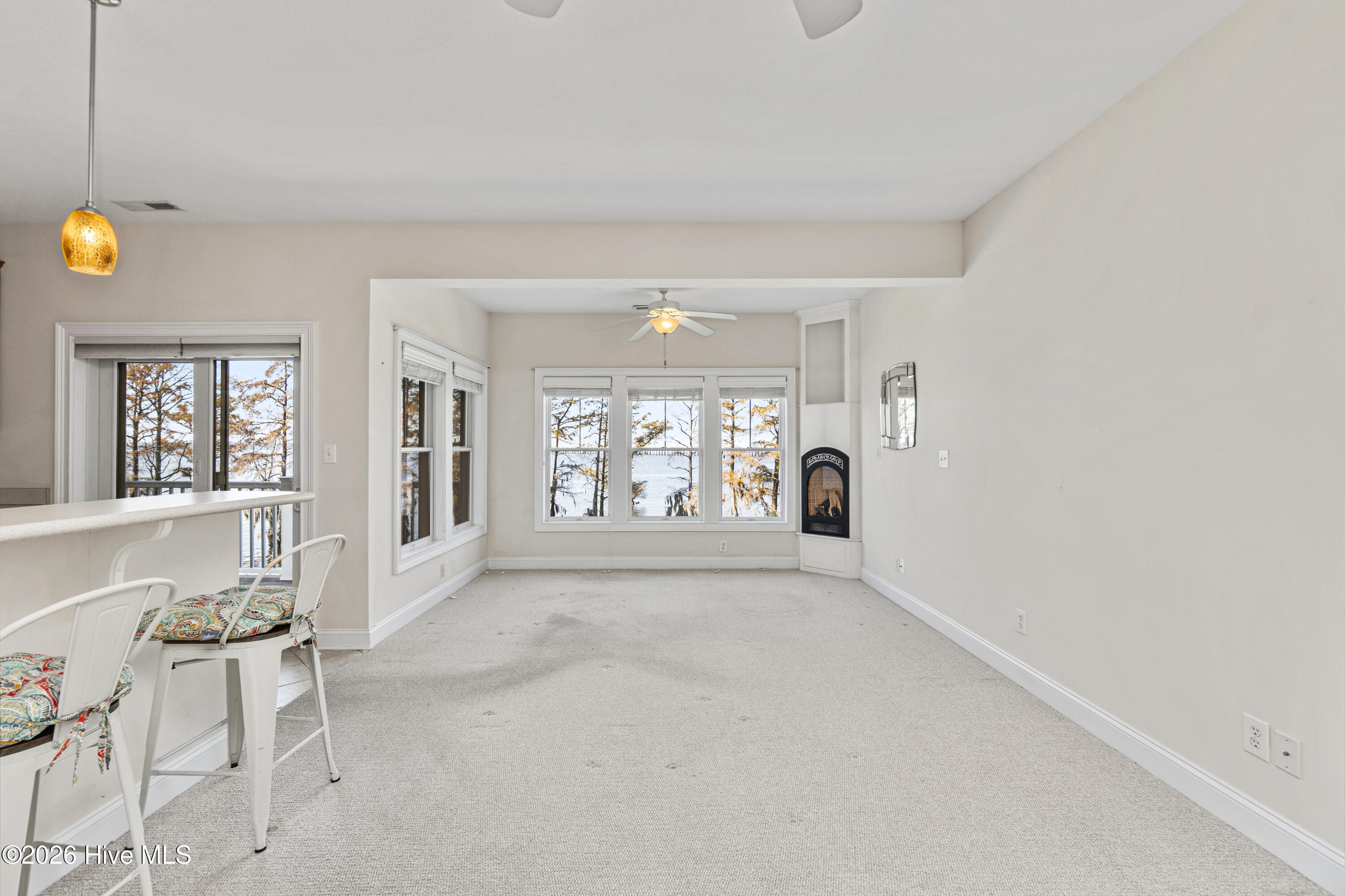 420 Captains Cove Unit B Property Photo 13