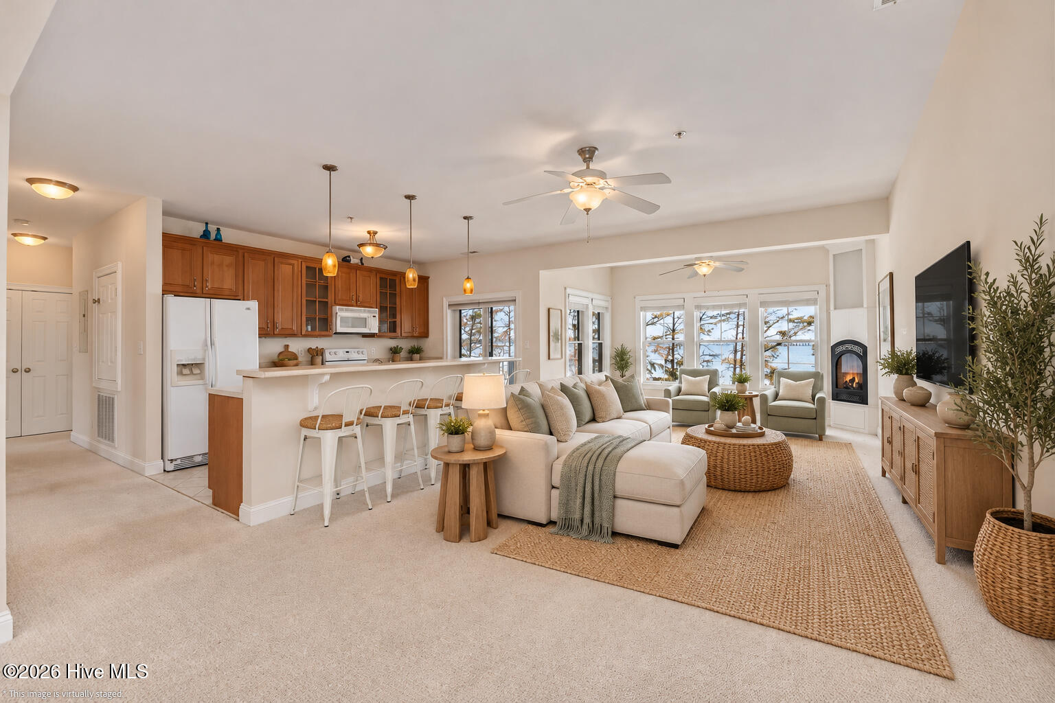 420 Captains Cove Unit B Property Photo 14