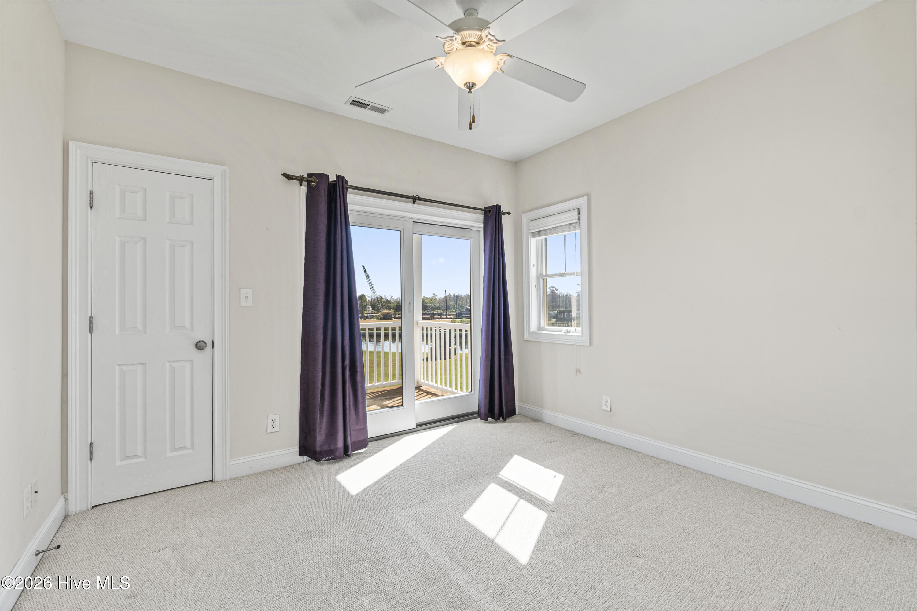 420 Captains Cove Unit B Property Photo 30
