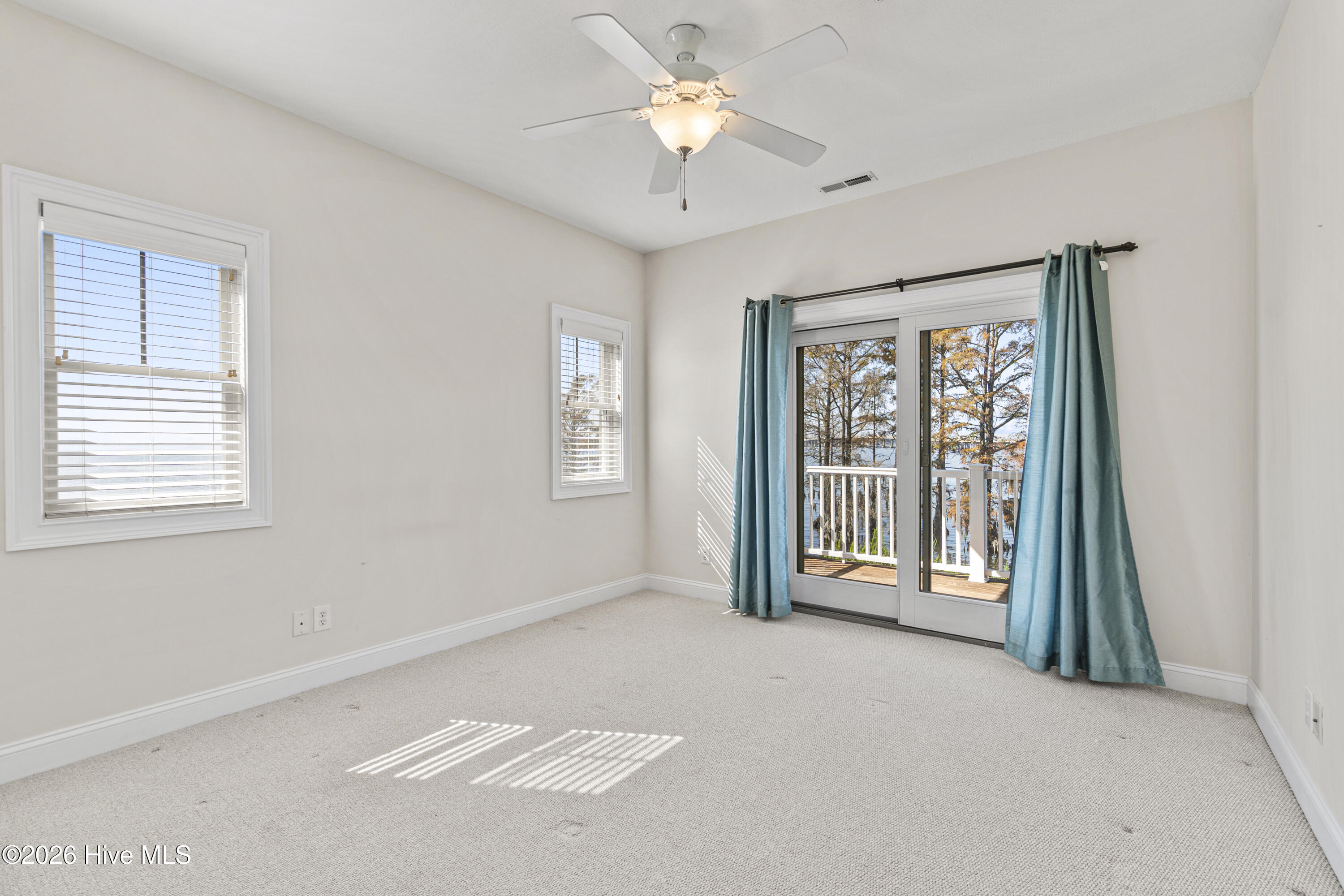 420 Captains Cove Unit B Property Photo 33