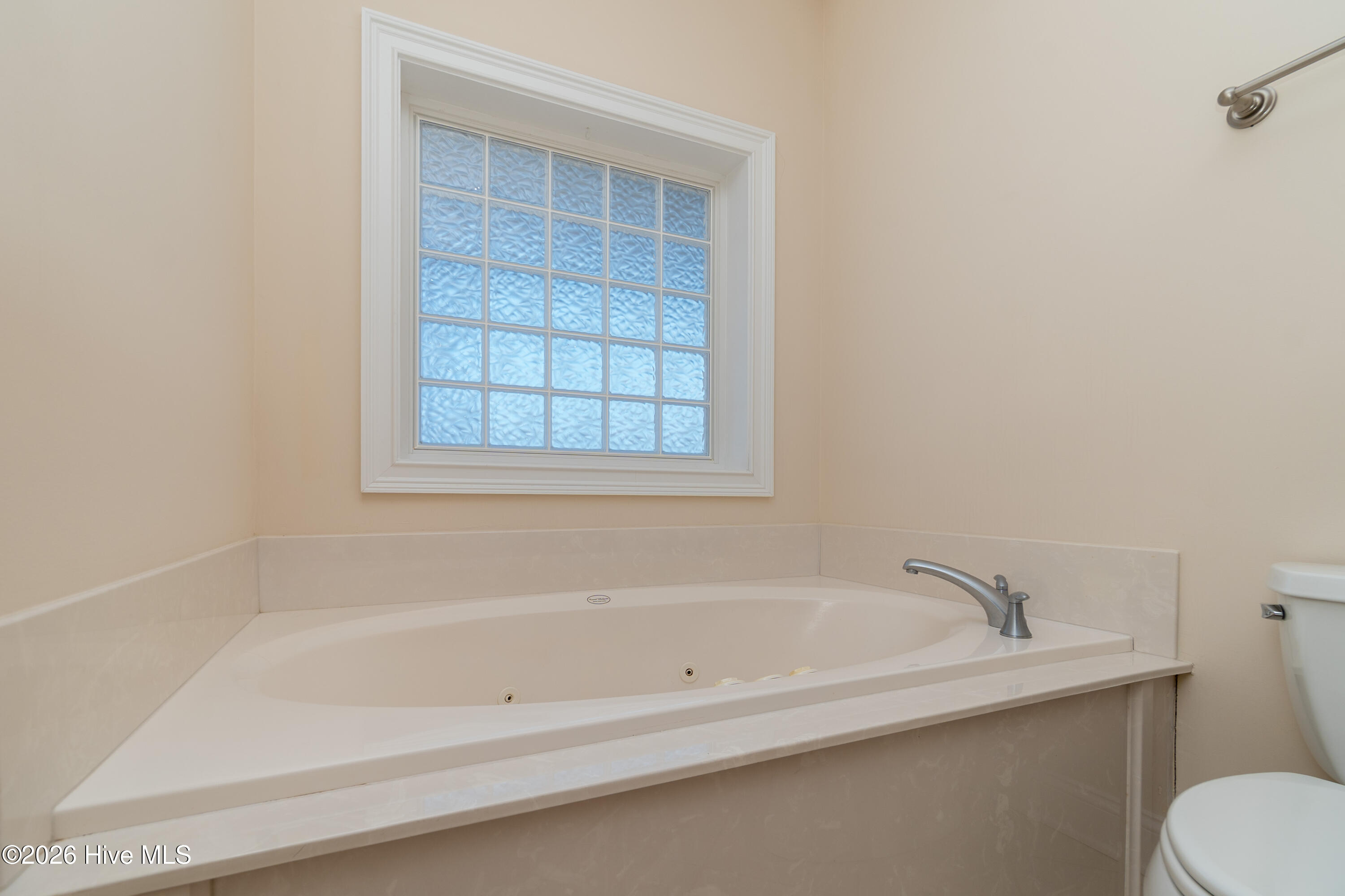 420 Captains Cove Unit B Property Photo 37