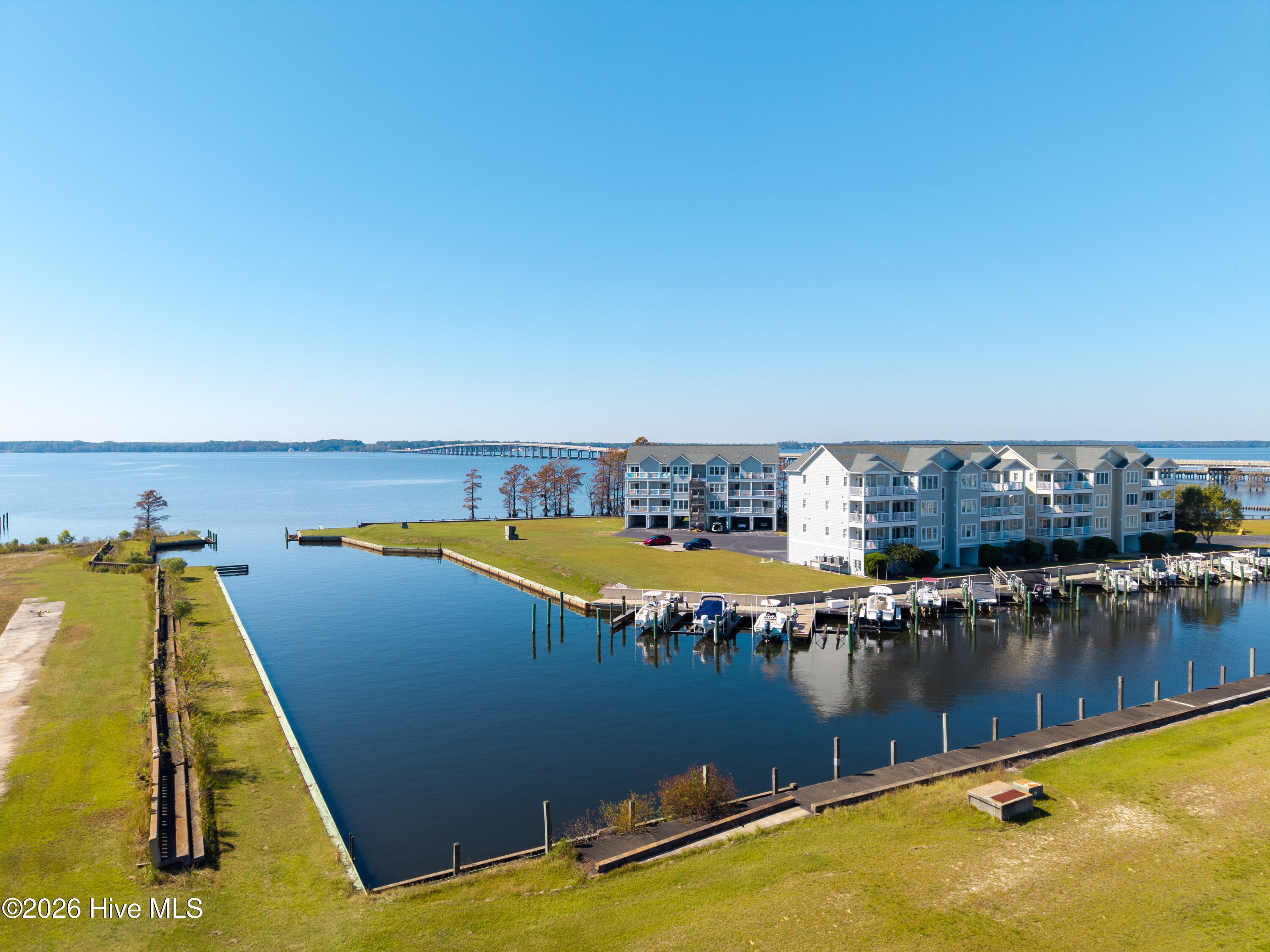 420 Captains Cove Unit B Property Photo 45