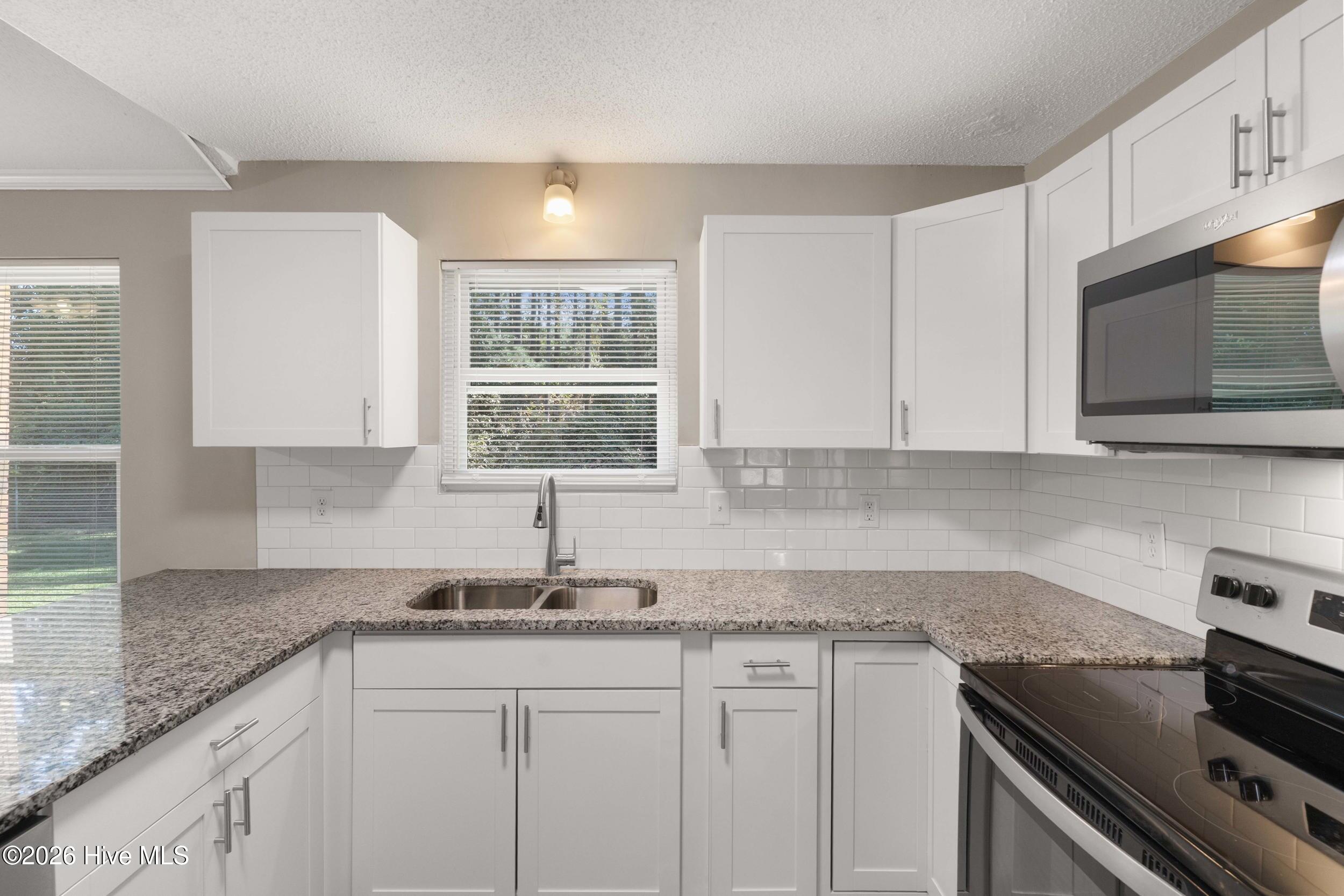 2322 Rutherford Avenue Property Photo 5