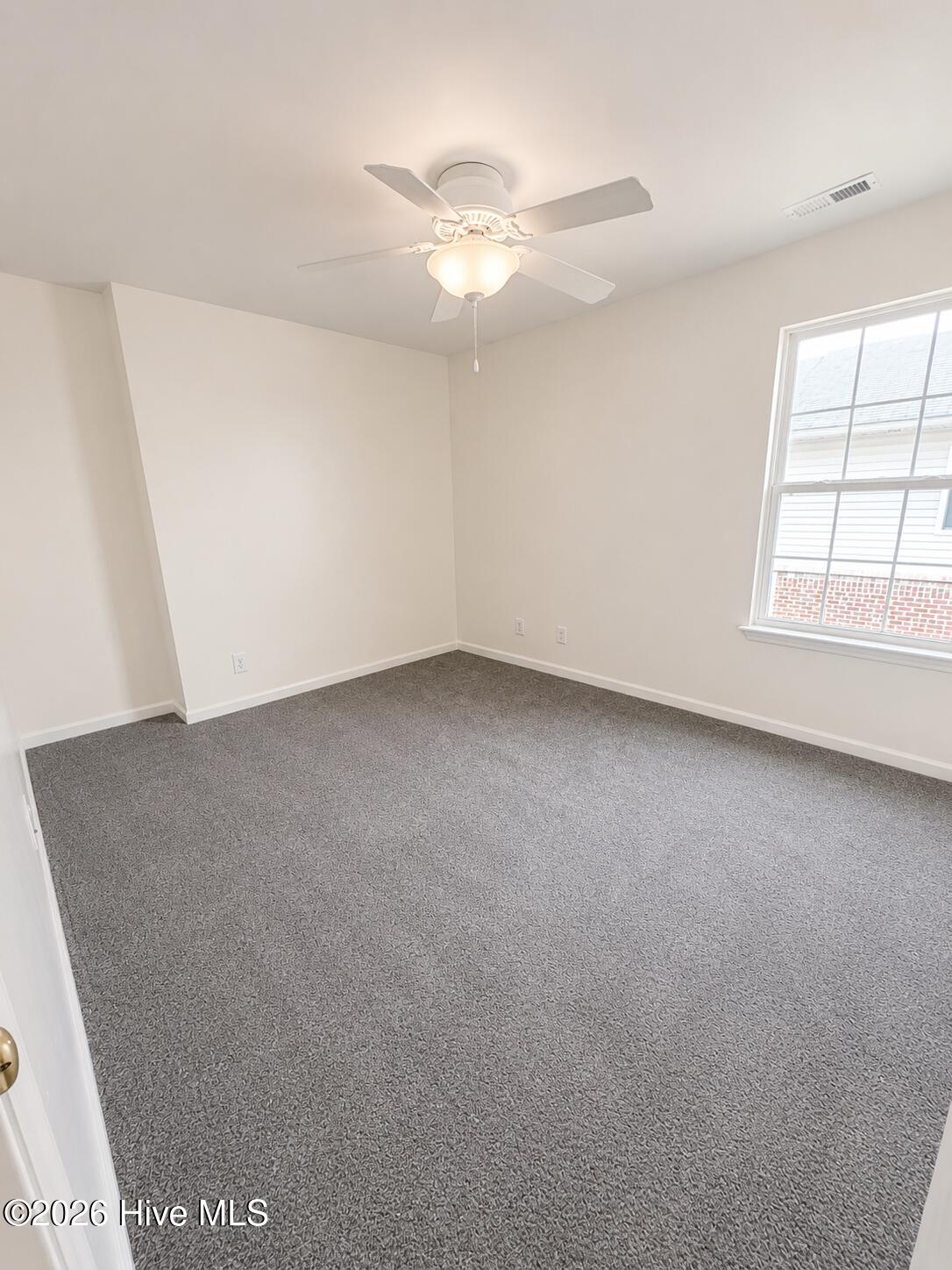 2235 Locksley Woods Drive E Property Photo 7
