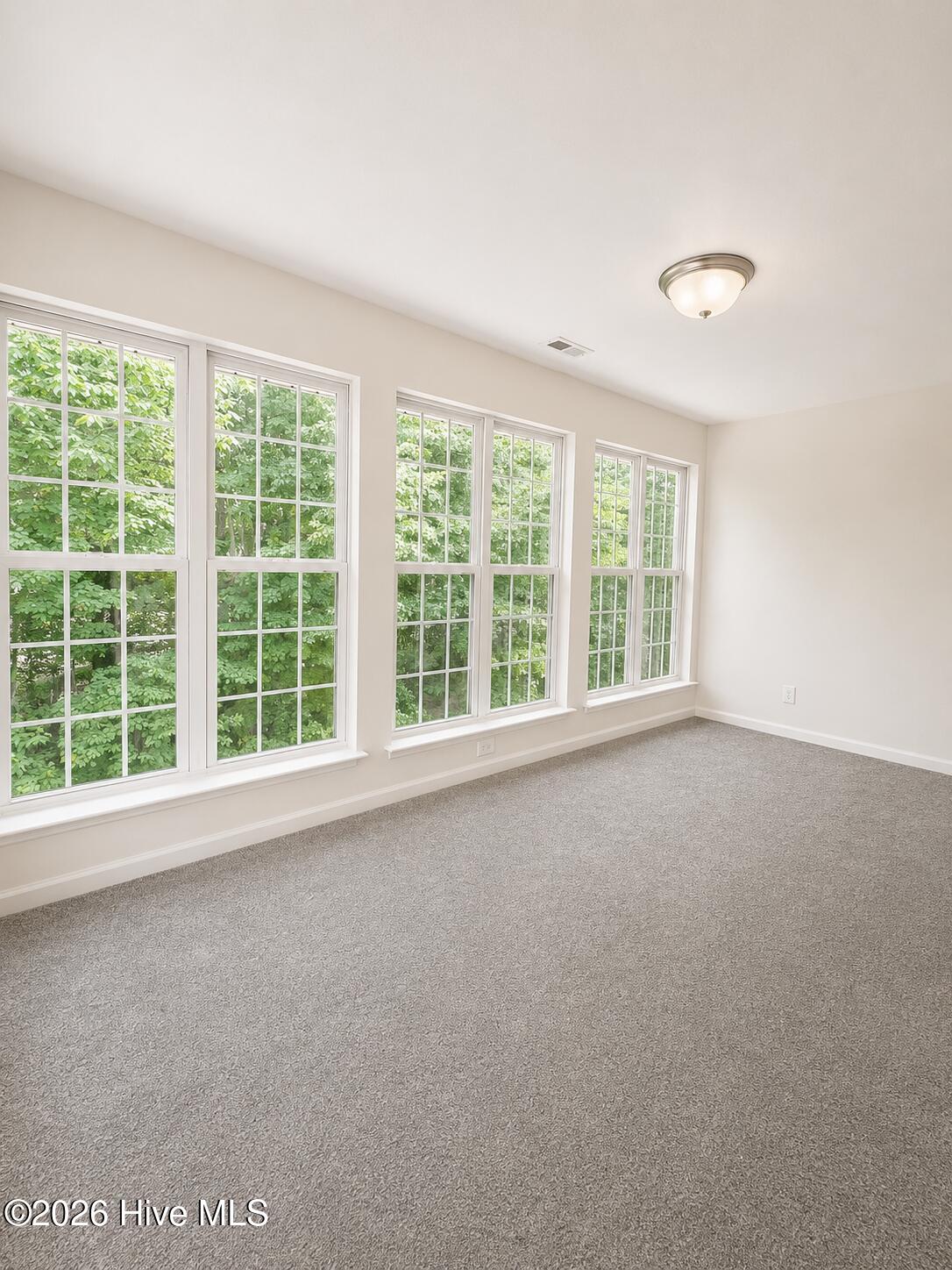2235 Locksley Woods Drive E Property Photo 13