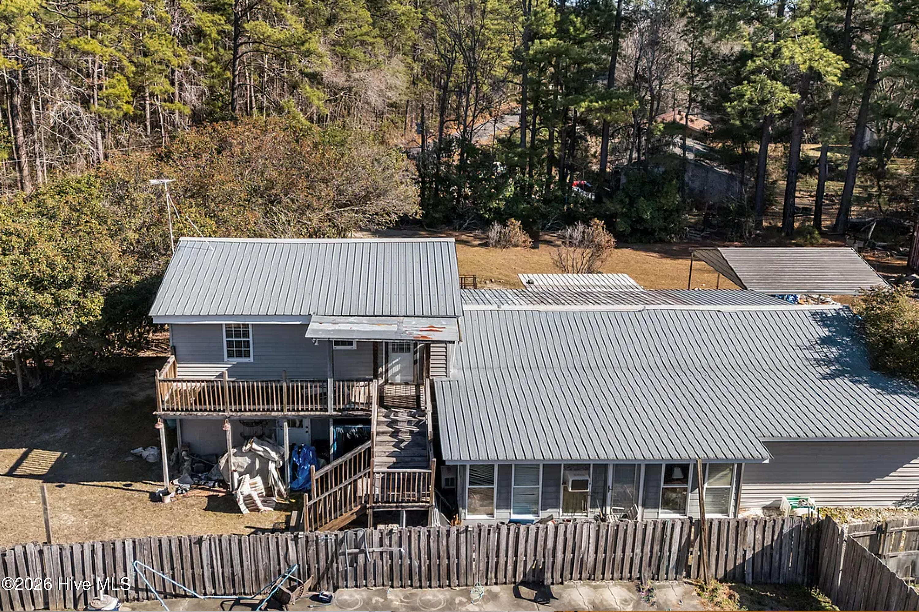 144 Victoria Drive Property Photo 1