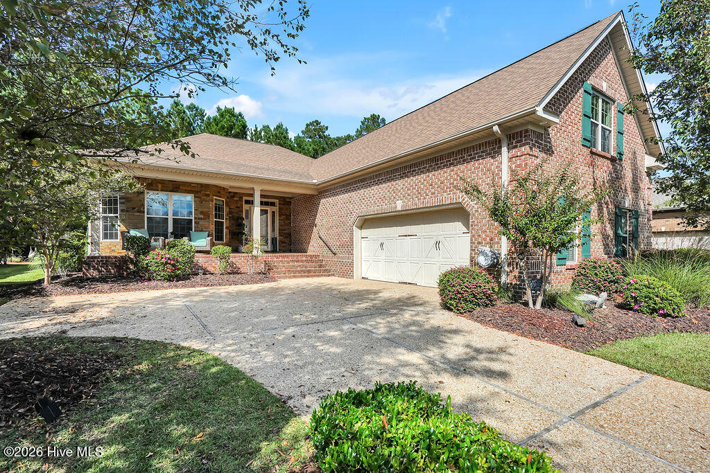 2504 Belshaw Drive Property Photo 1