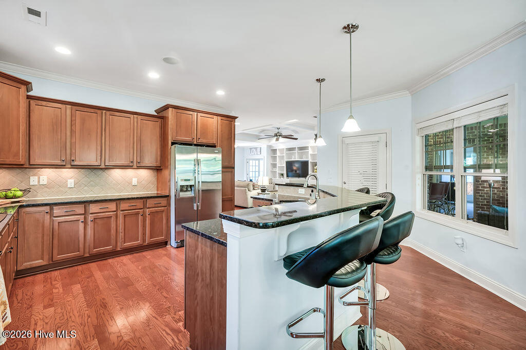2504 Belshaw Drive Property Photo 17