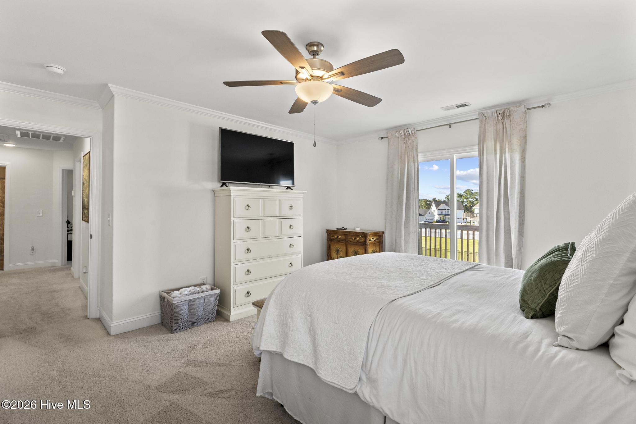 228 Coastline Circle Property Photo 14