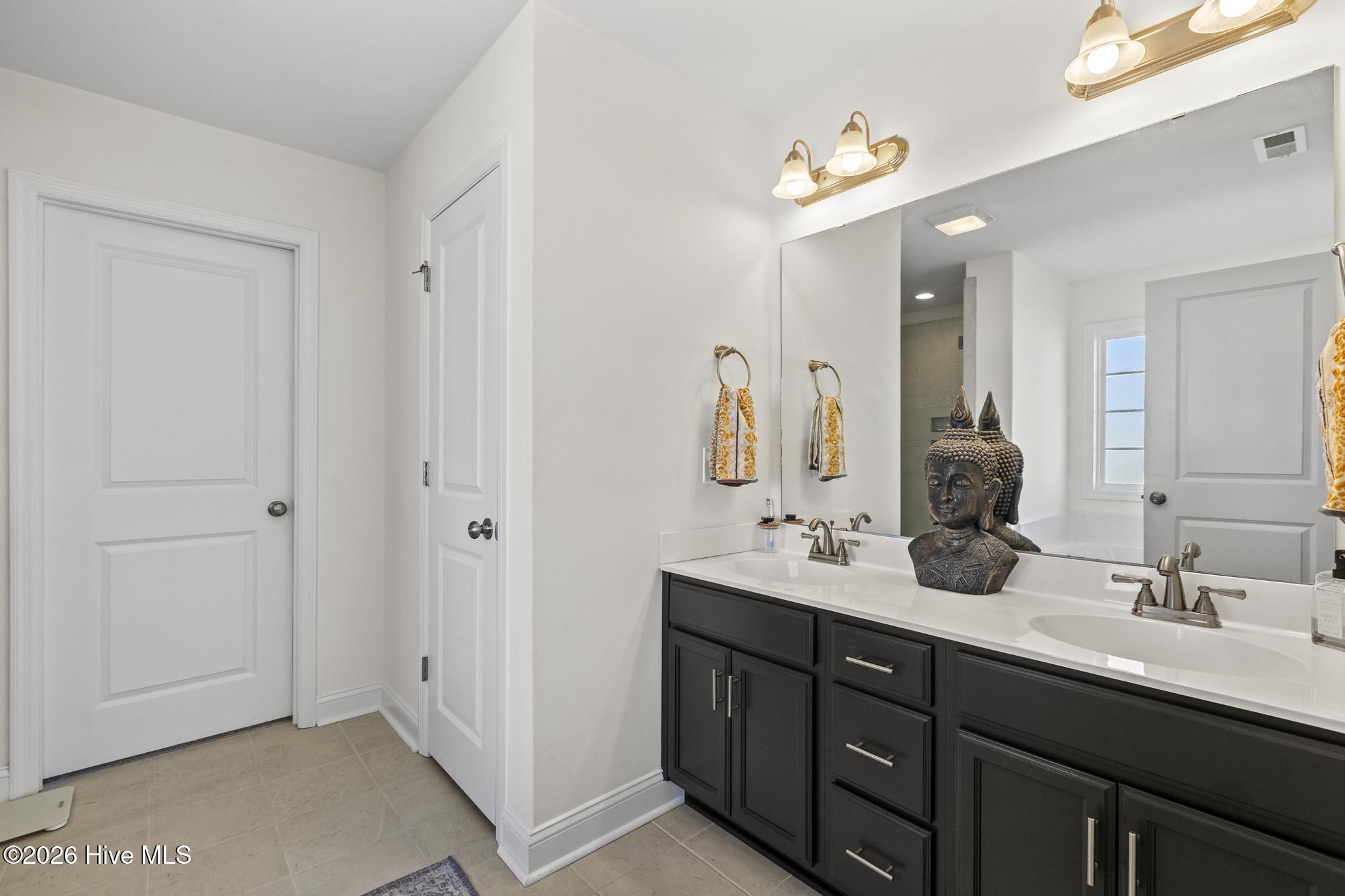 228 Coastline Circle Property Photo 16