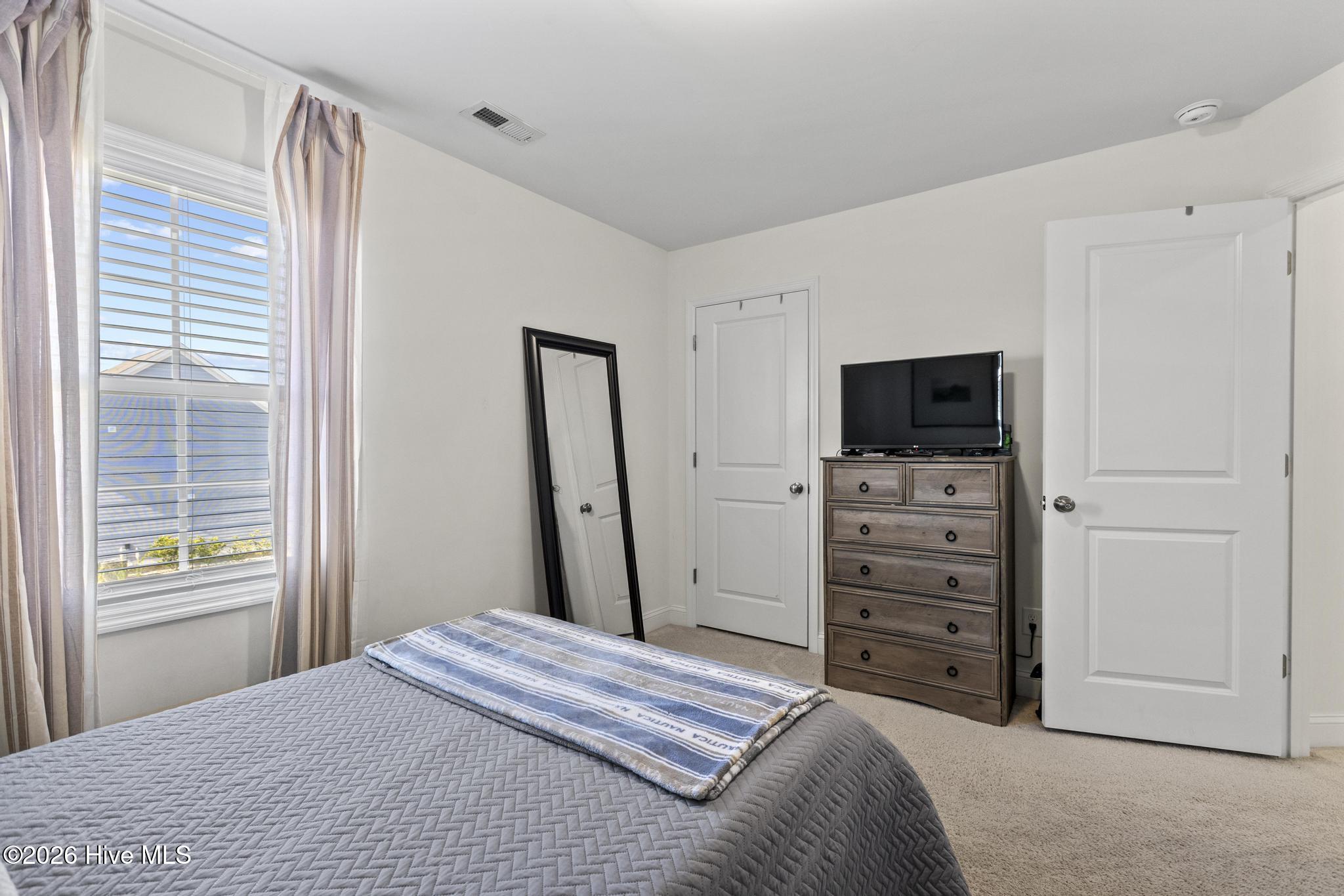 228 Coastline Circle Property Photo 21