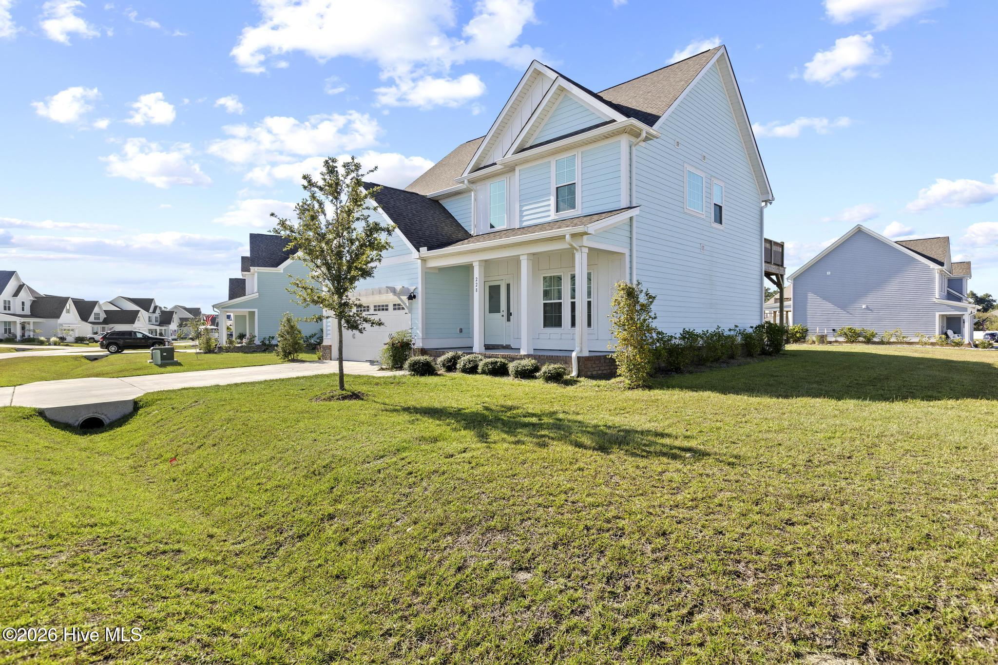228 Coastline Circle Property Photo 31