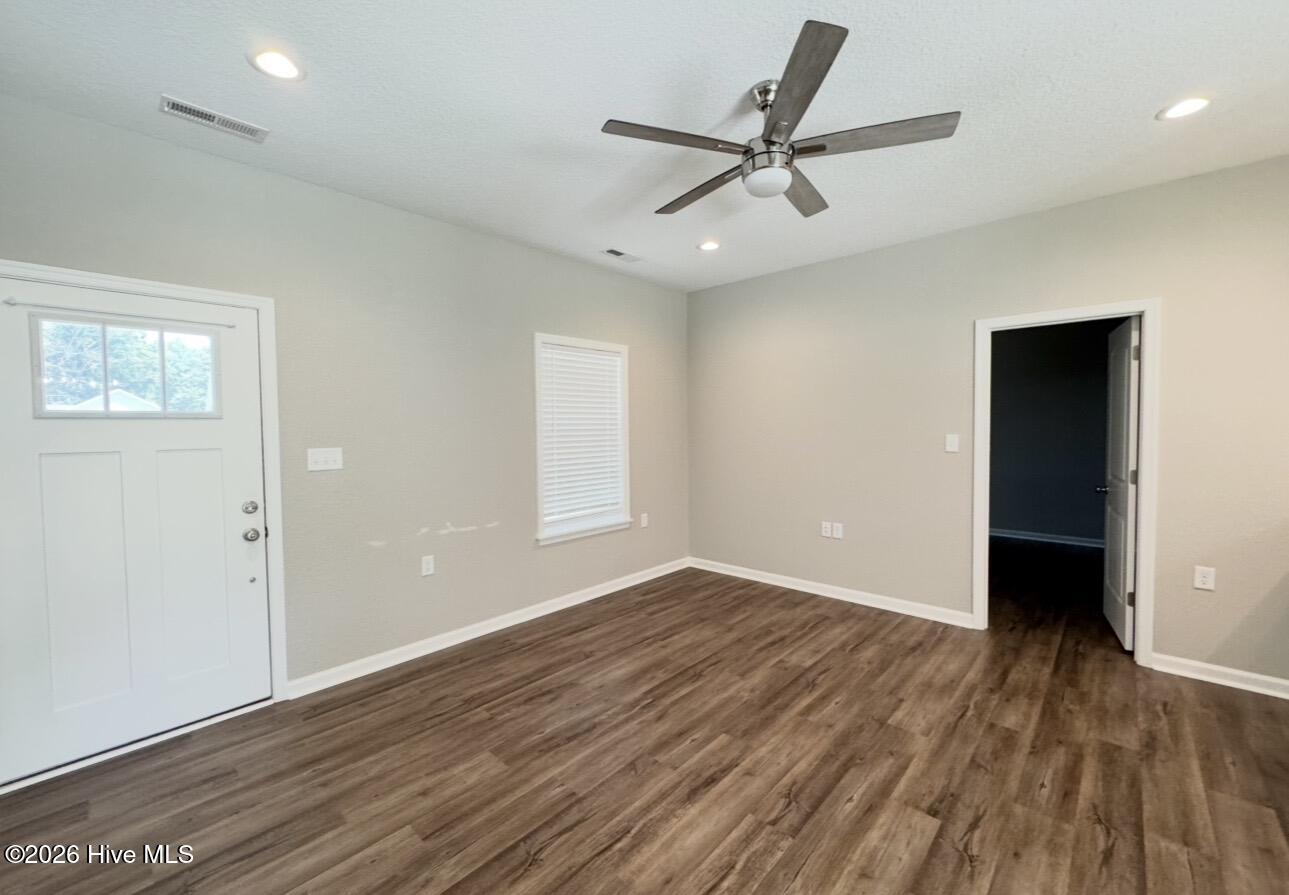103 Halstead Drive Property Photo 8