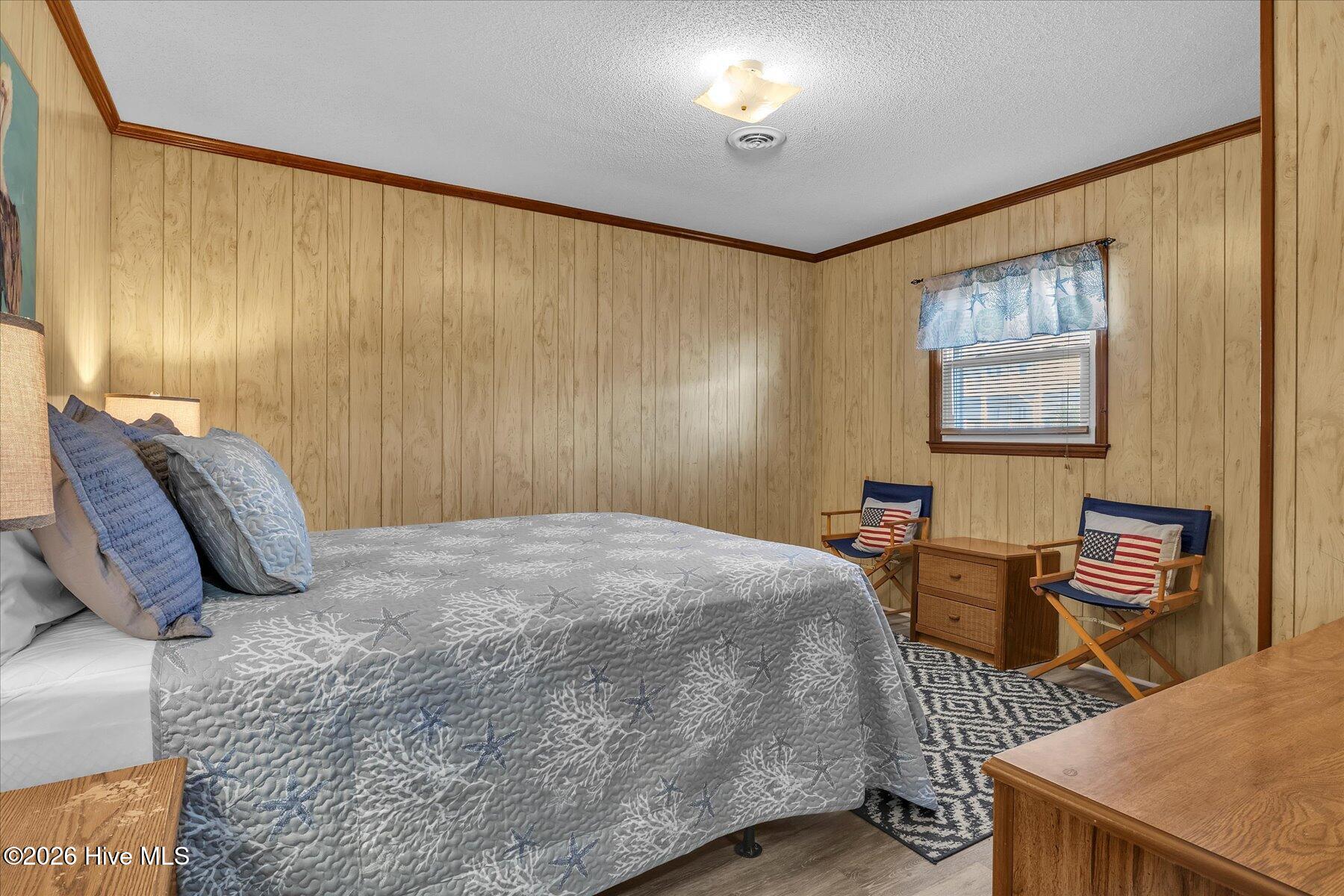 4319 E Beach Drive Property Photo 17