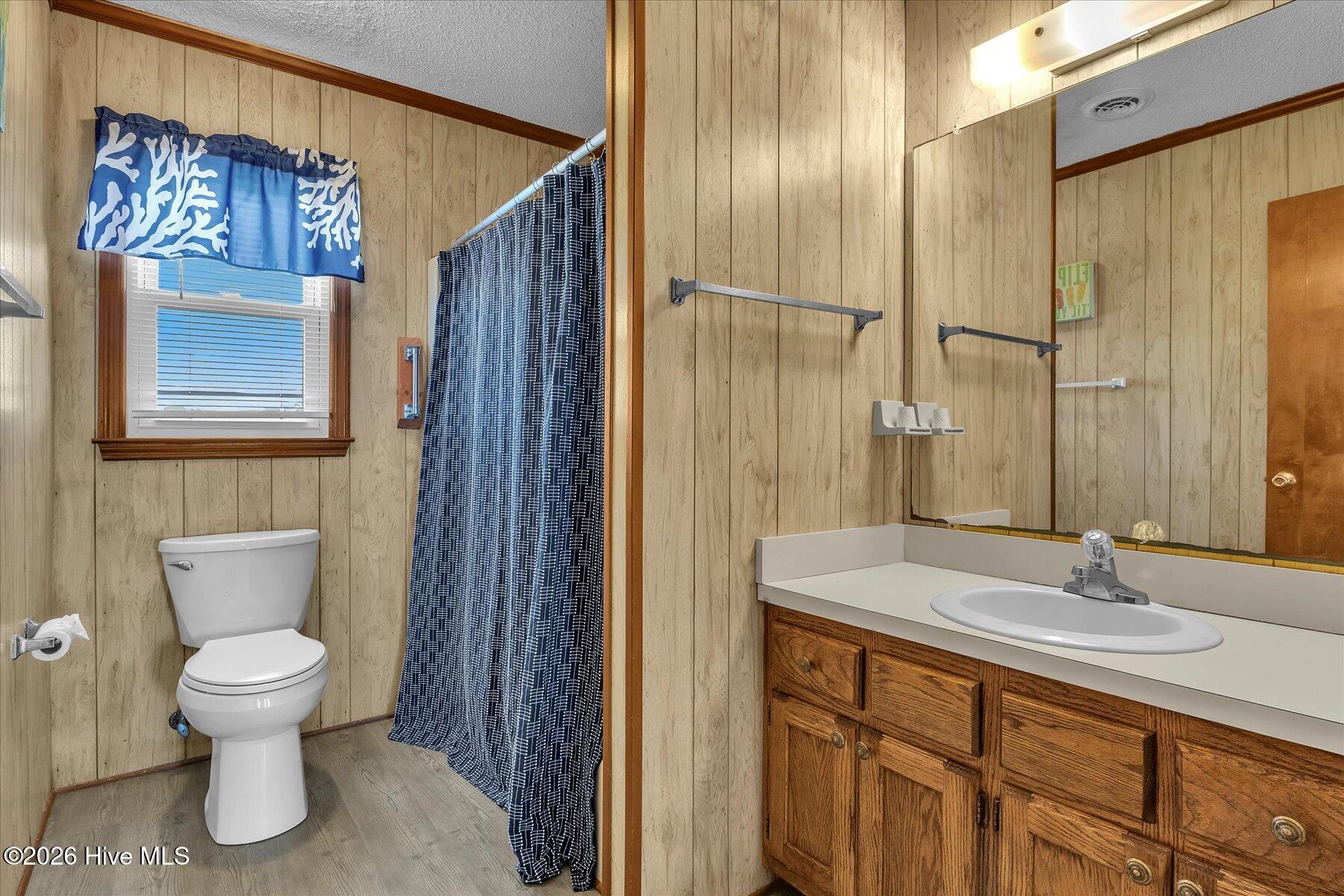 4319 E Beach Drive Property Photo 24