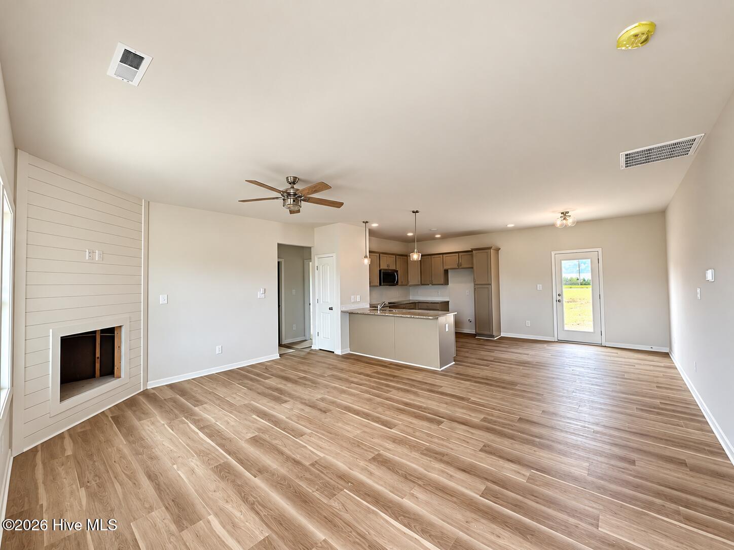 103 Dees Meadow Lane Property Photo 5