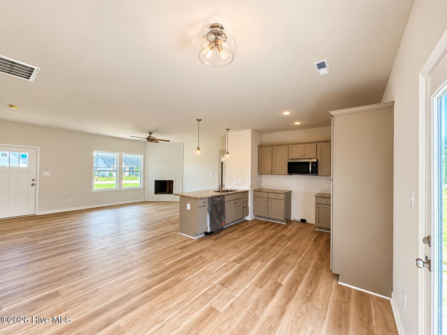 103 Dees Meadow Lane Property Photo 6