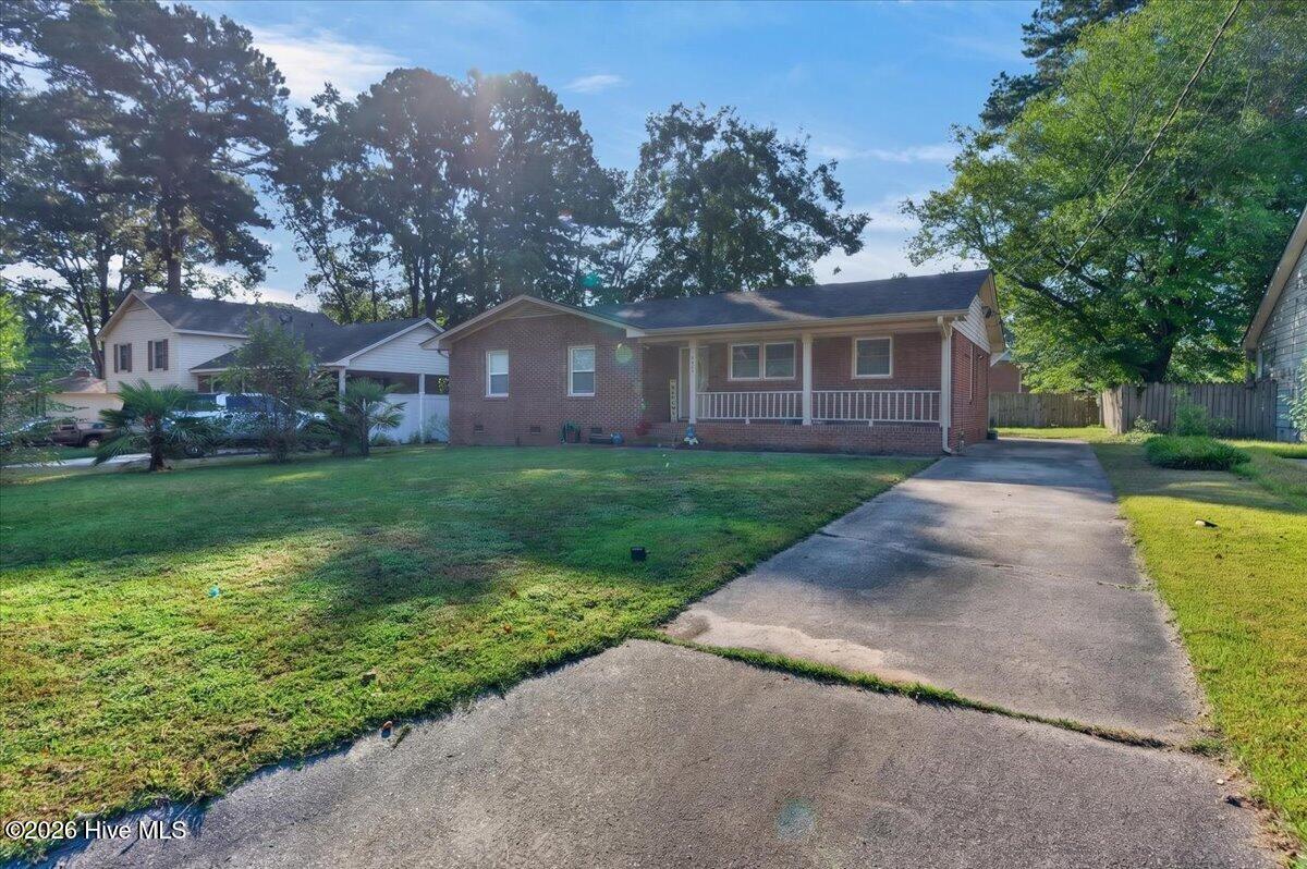 2611 Nottingham Road Nw Property Photo 2