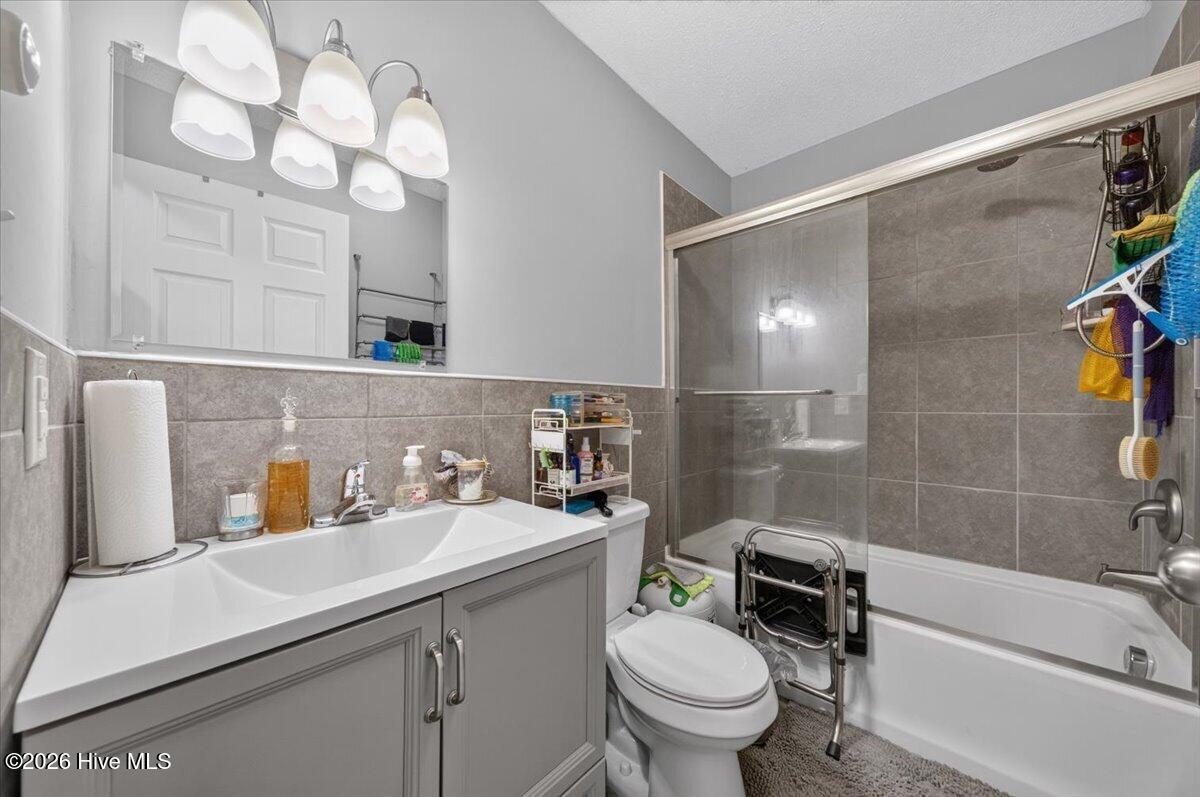 2611 Nottingham Road Nw Property Photo 15