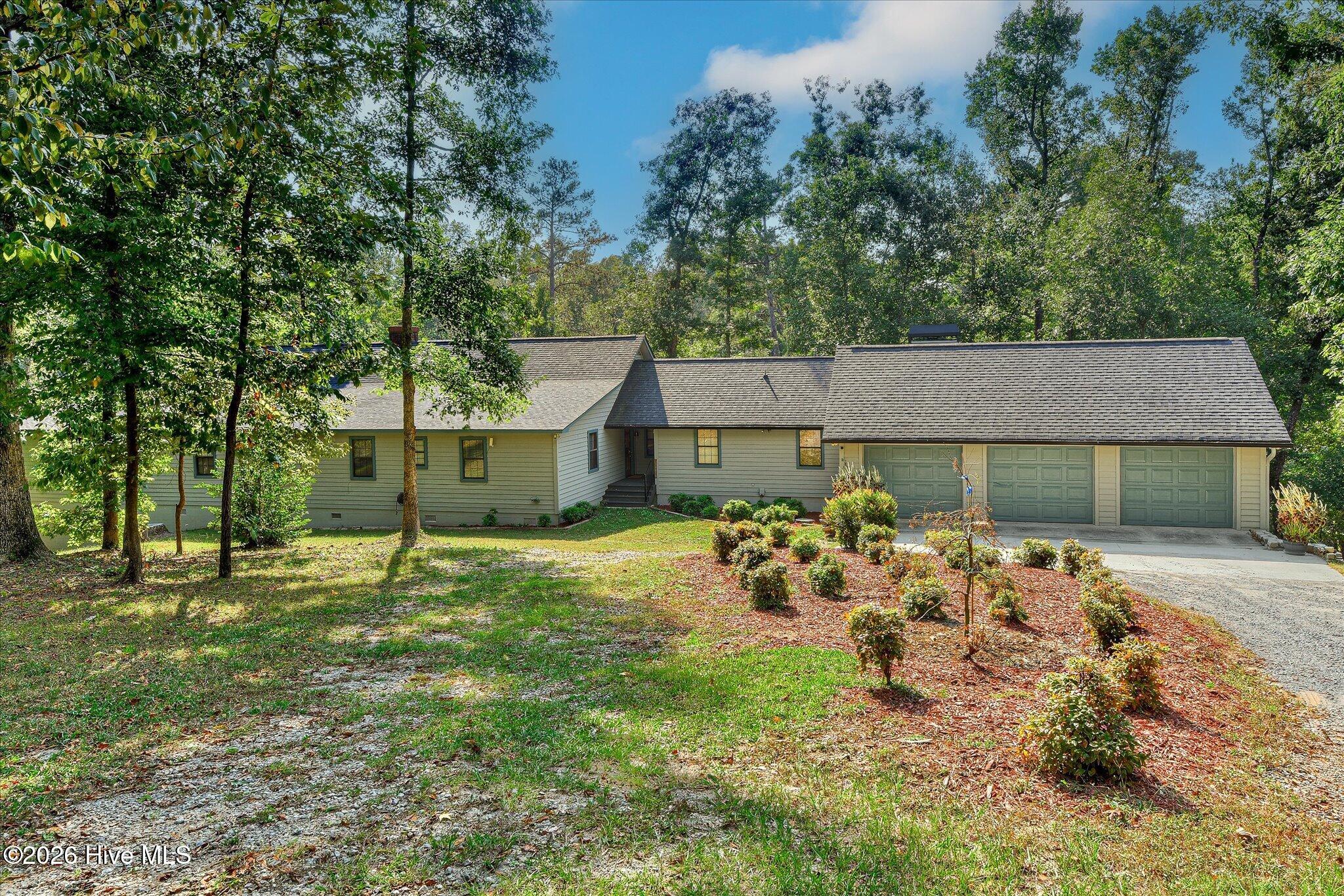 3941 Parwood Road Property Photo 1