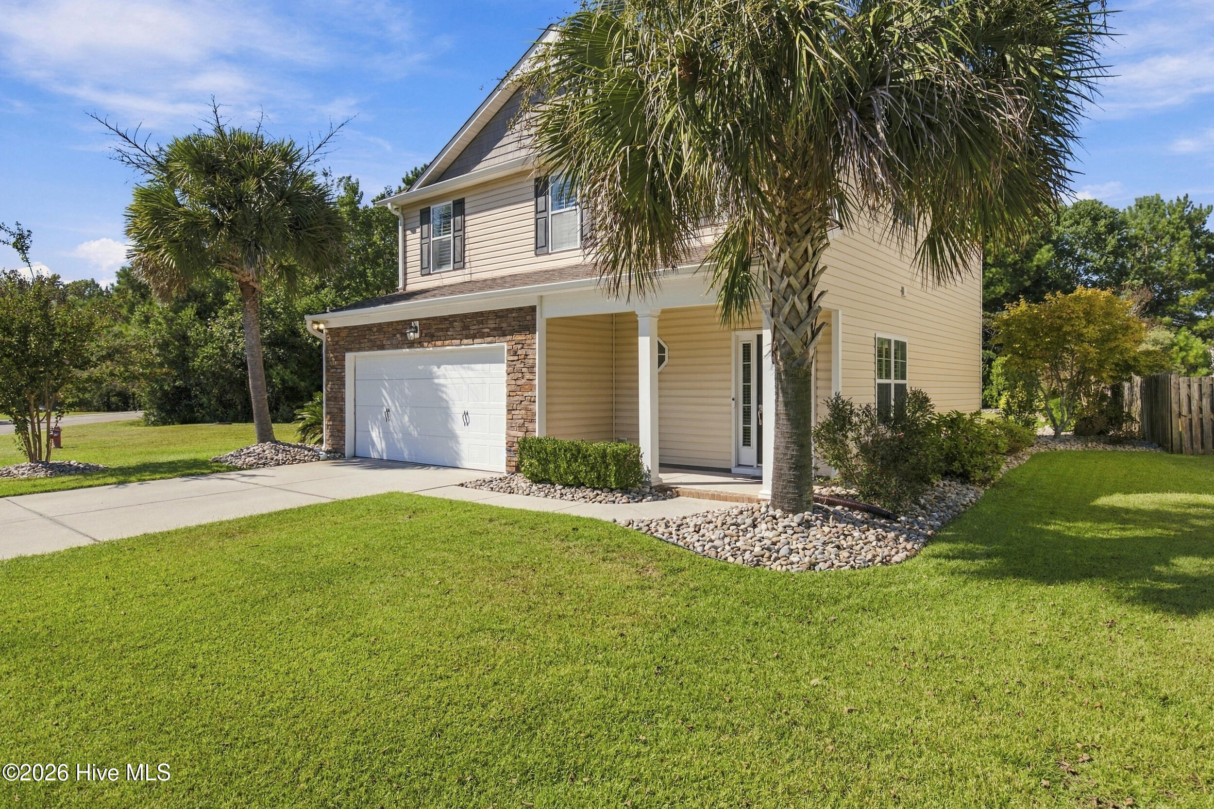1570 Stones Edge Loop Property Photo 4