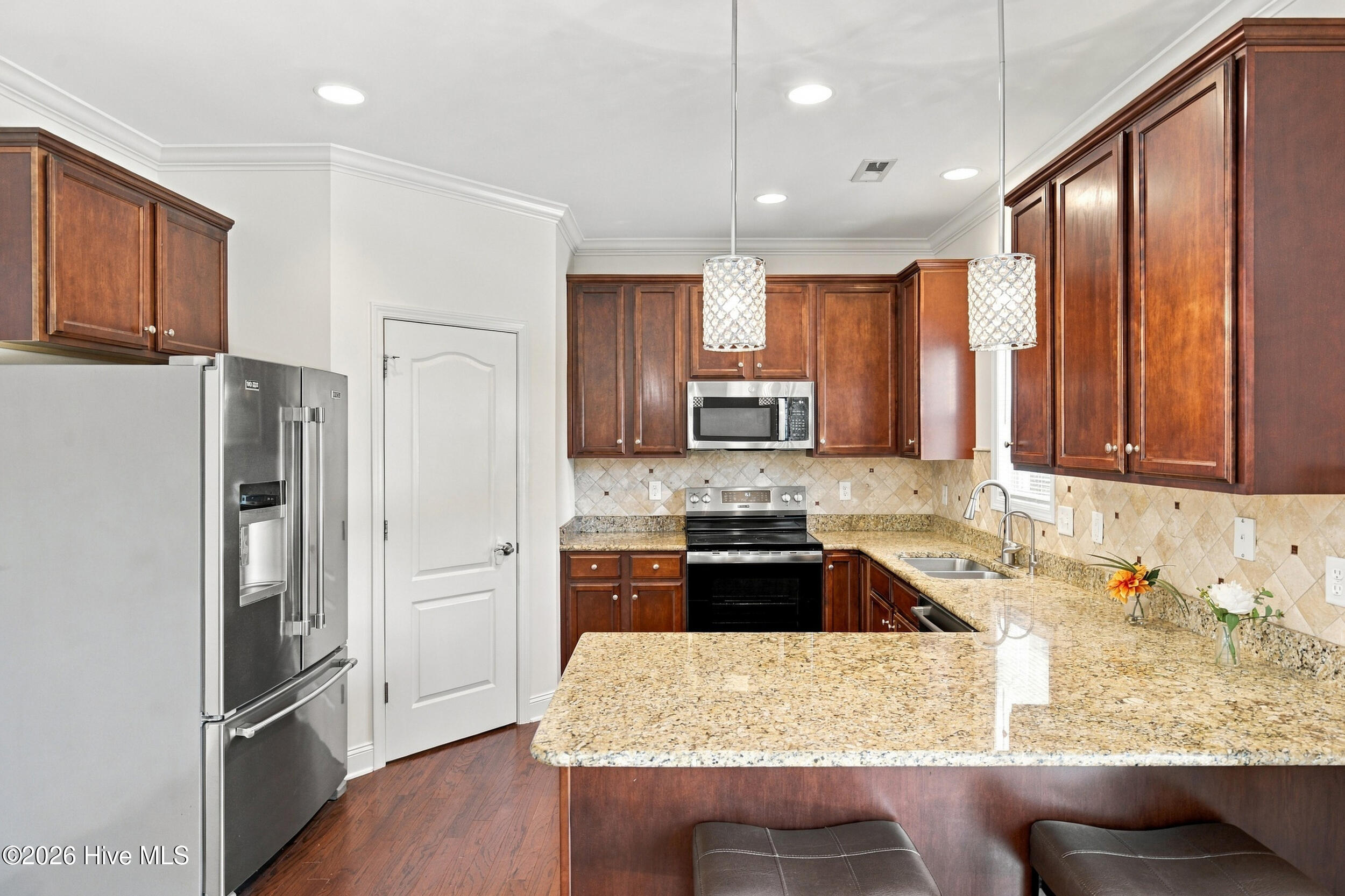 1570 Stones Edge Loop Property Photo 14