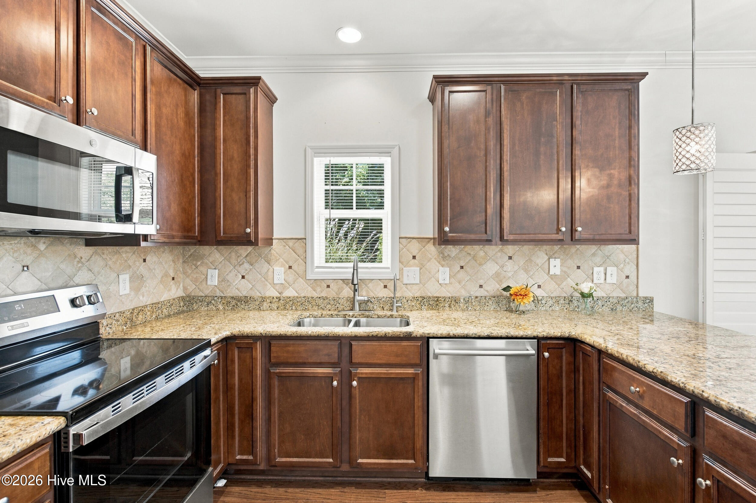 1570 Stones Edge Loop Property Photo 16
