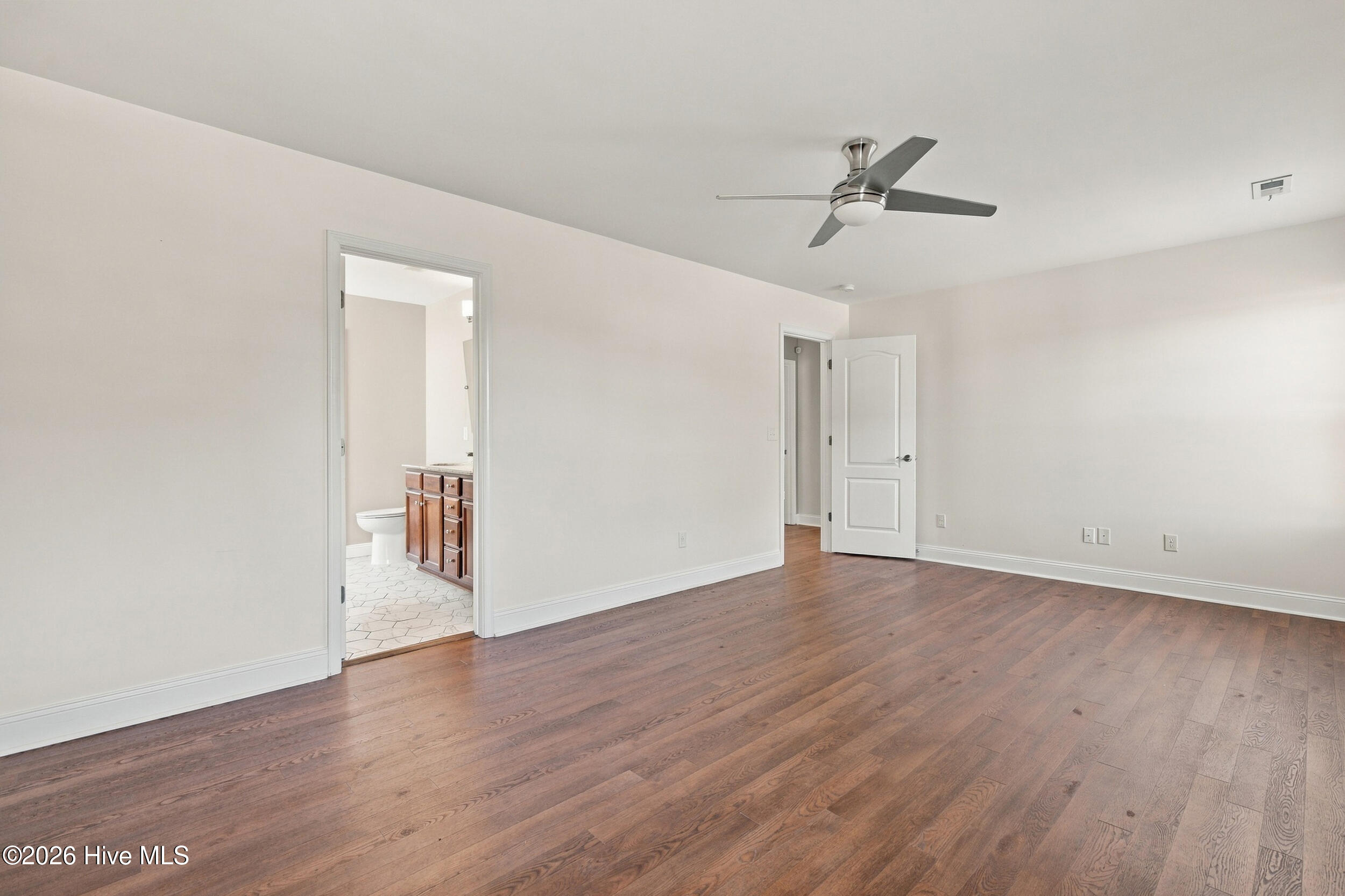 1570 Stones Edge Loop Property Photo 24