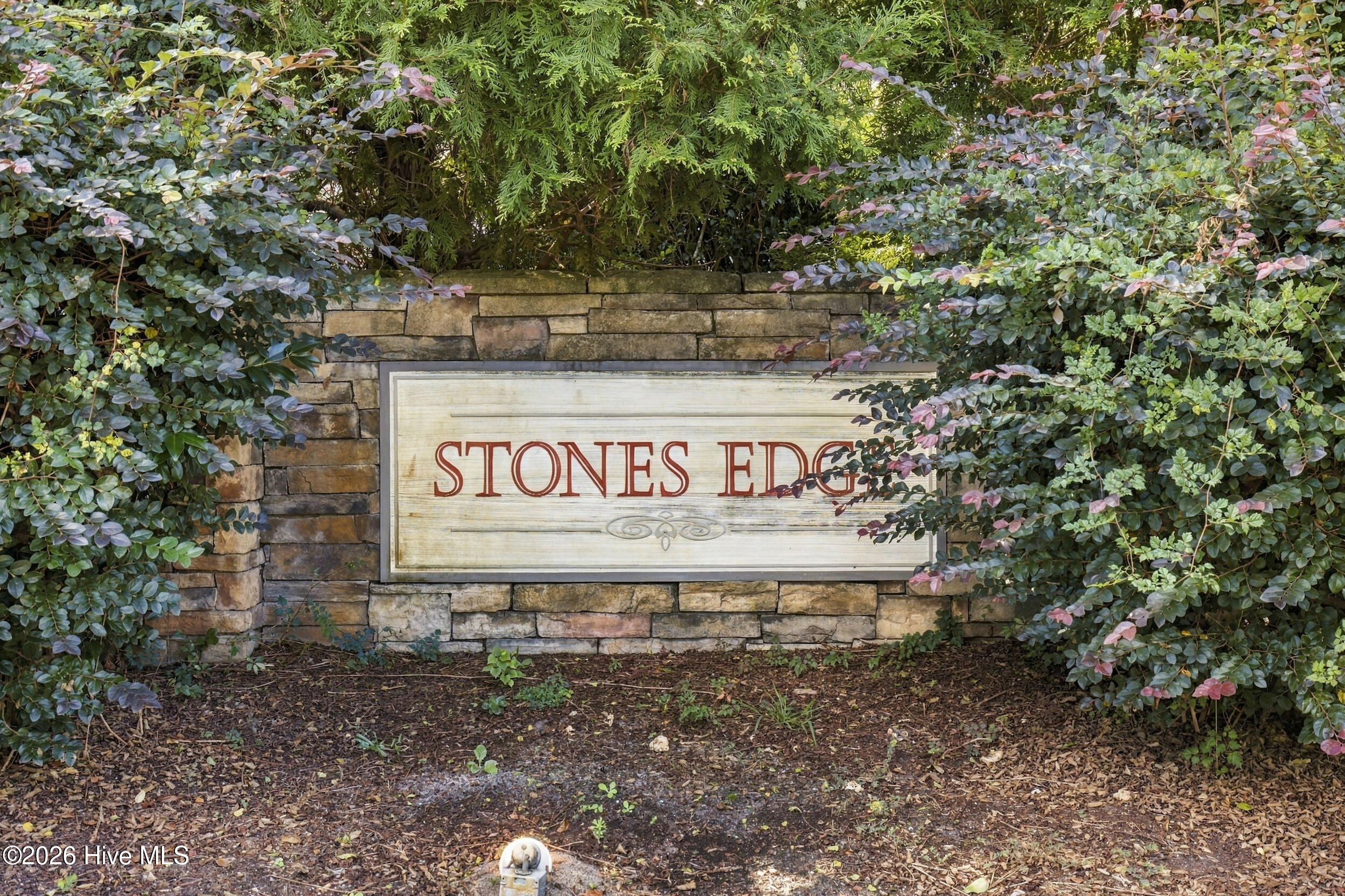 1570 Stones Edge Loop Property Photo 55