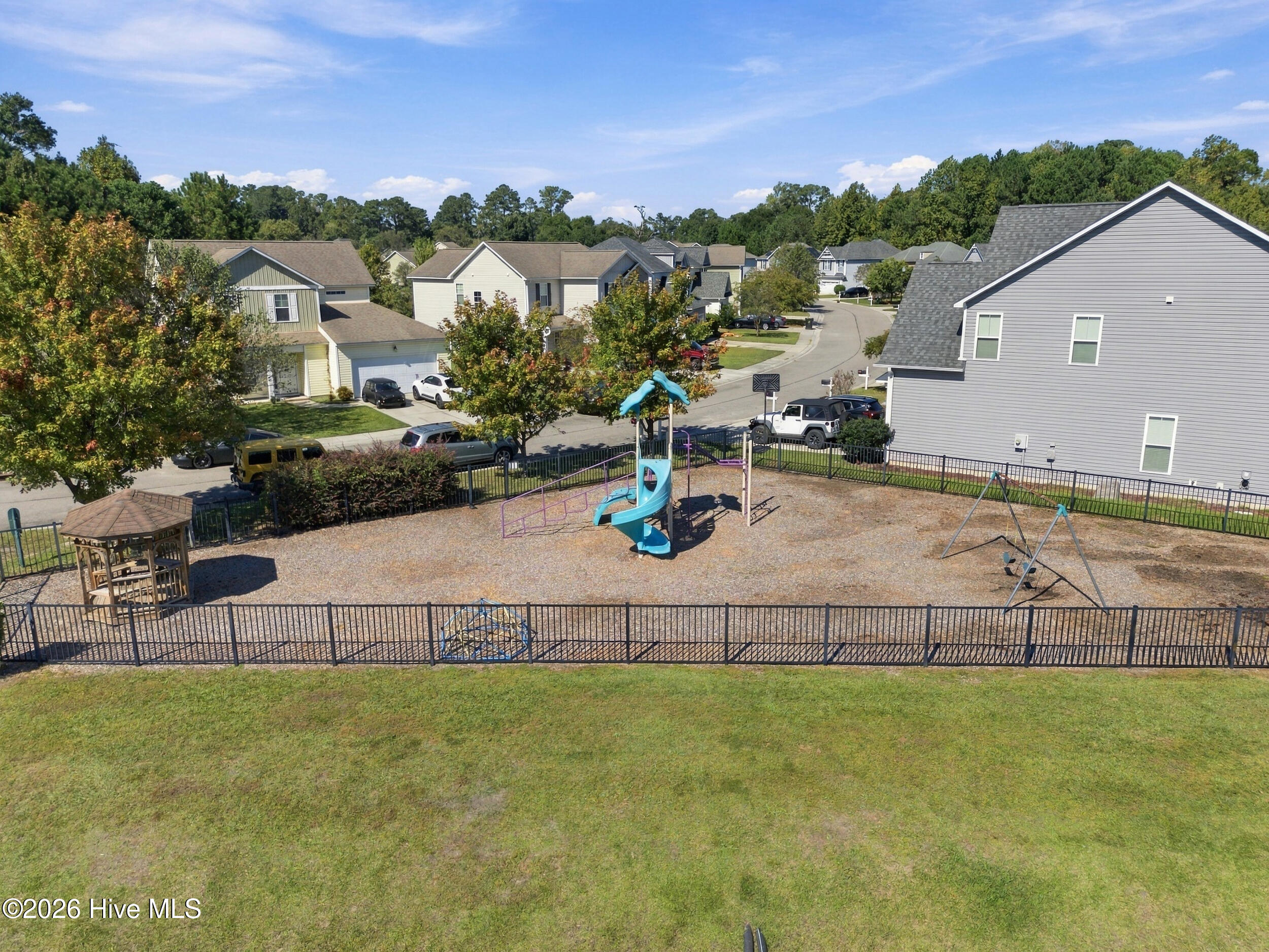 1570 Stones Edge Loop Property Photo 58