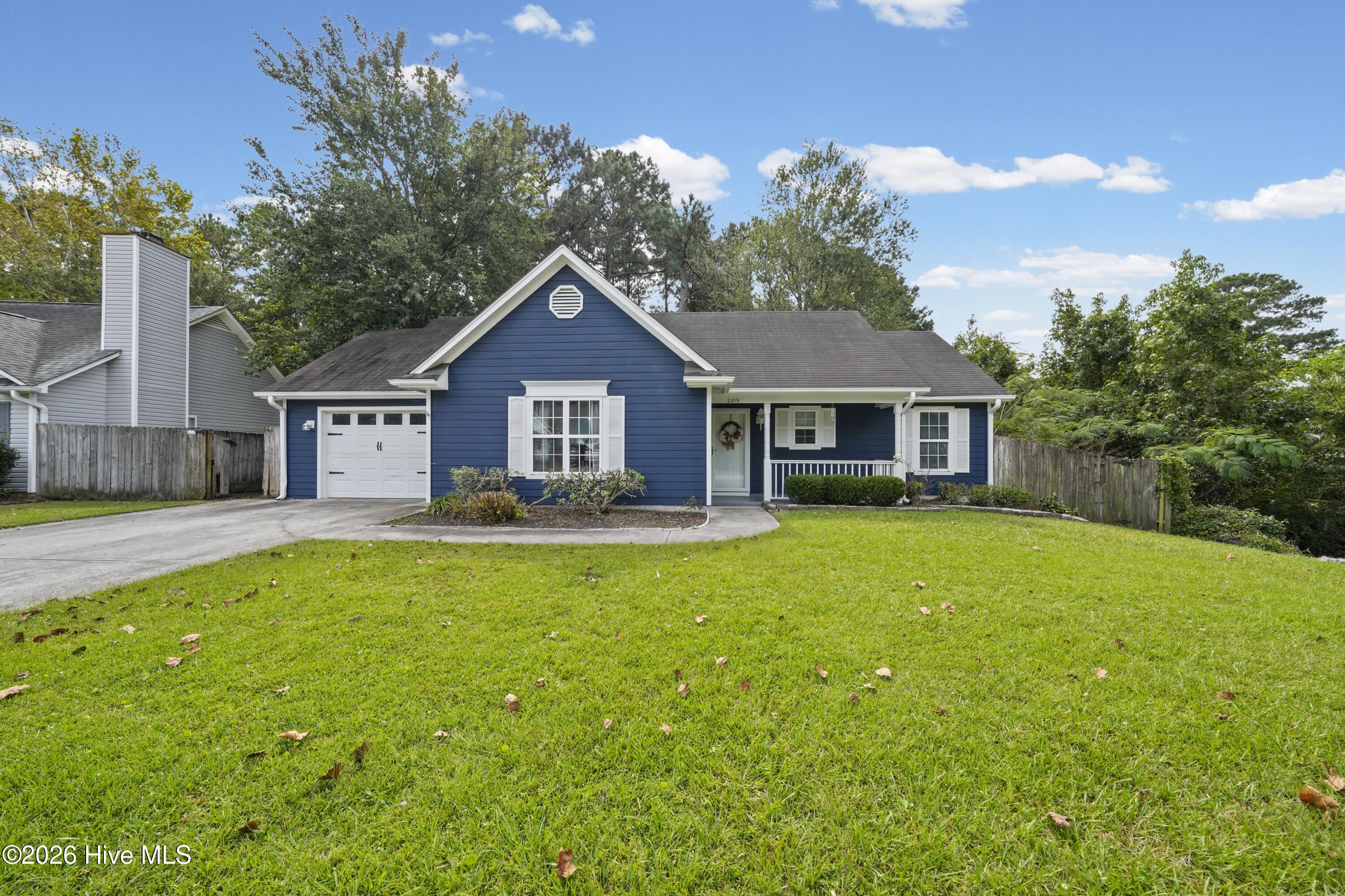 2219 Sapling Circle Property Photo 2