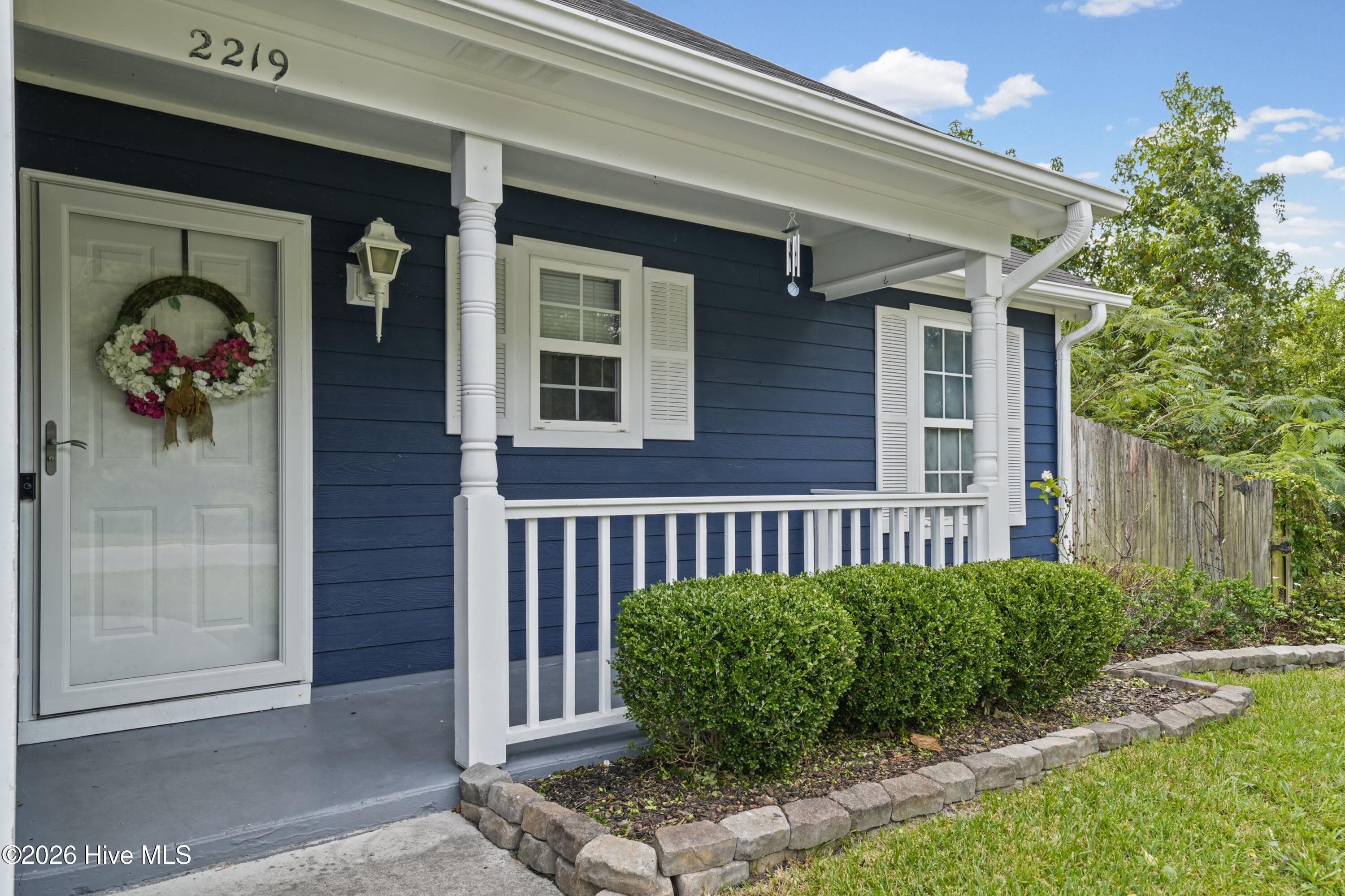 2219 Sapling Circle Property Photo 6