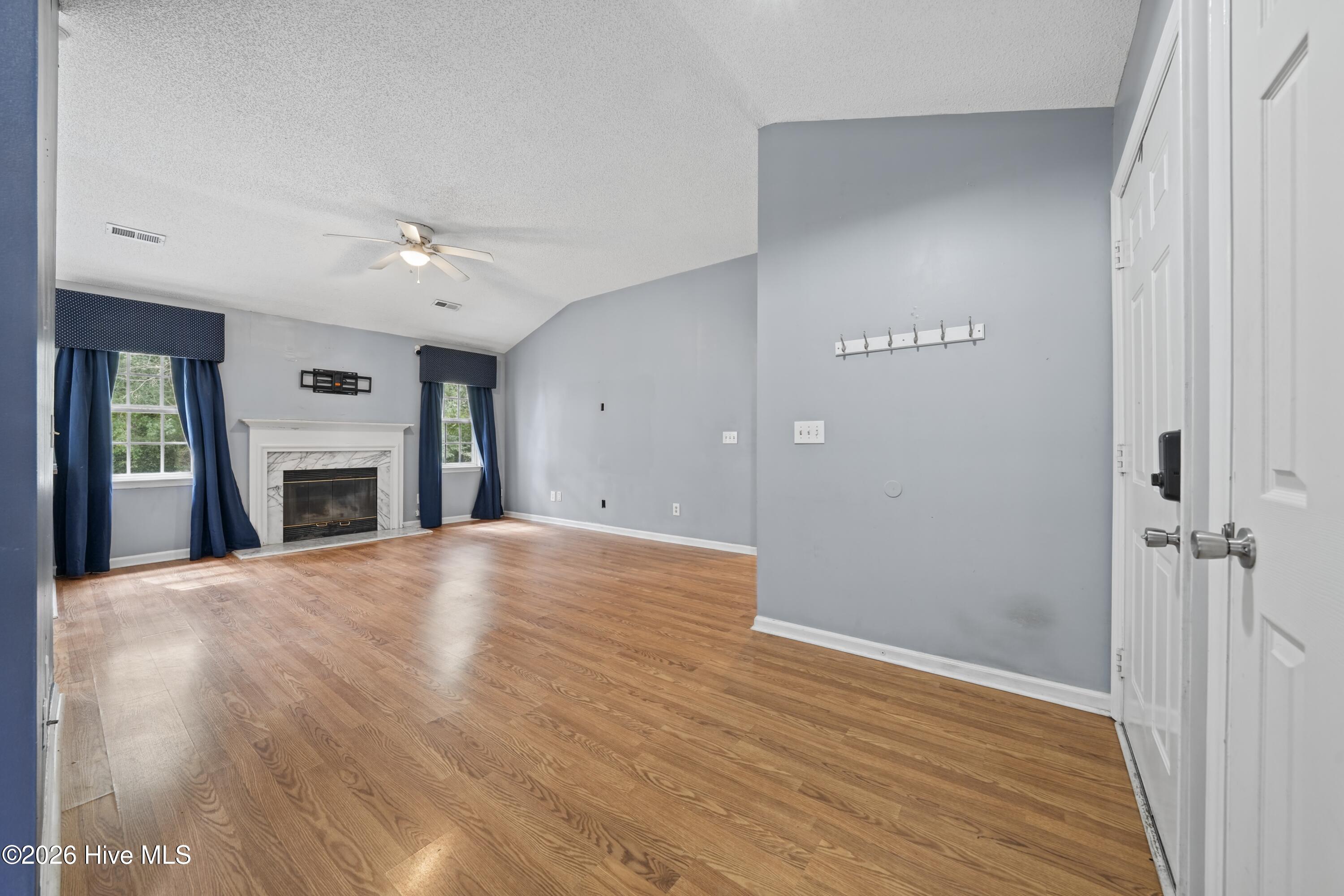 2219 Sapling Circle Property Photo 8