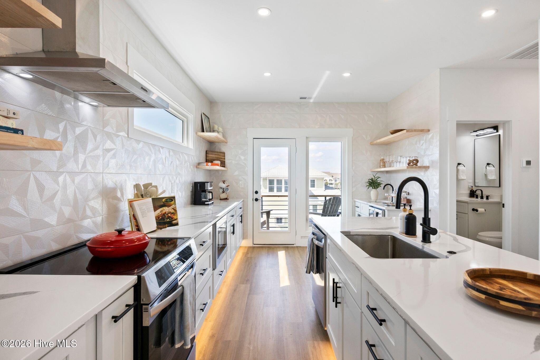 404 Canal Drive 1 Property Photo 13