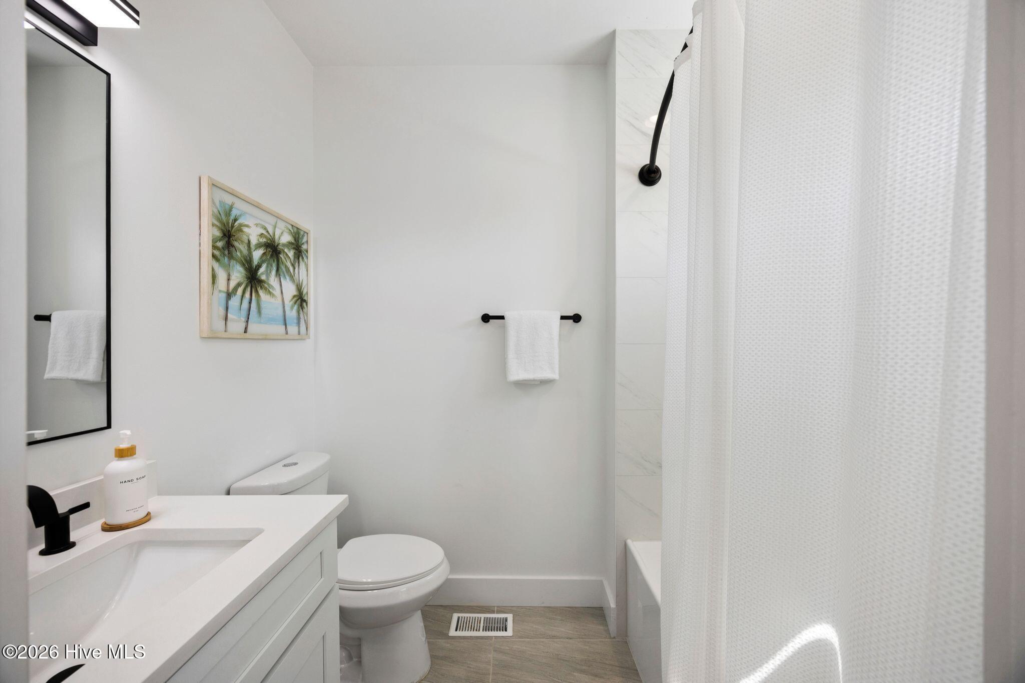 404 Canal Drive 1 Property Photo 35