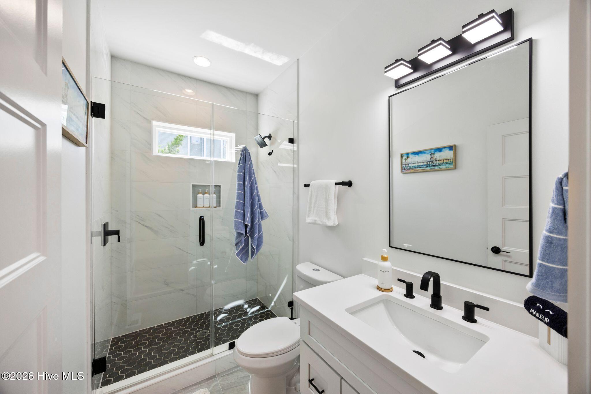404 Canal Drive 1 Property Photo 45