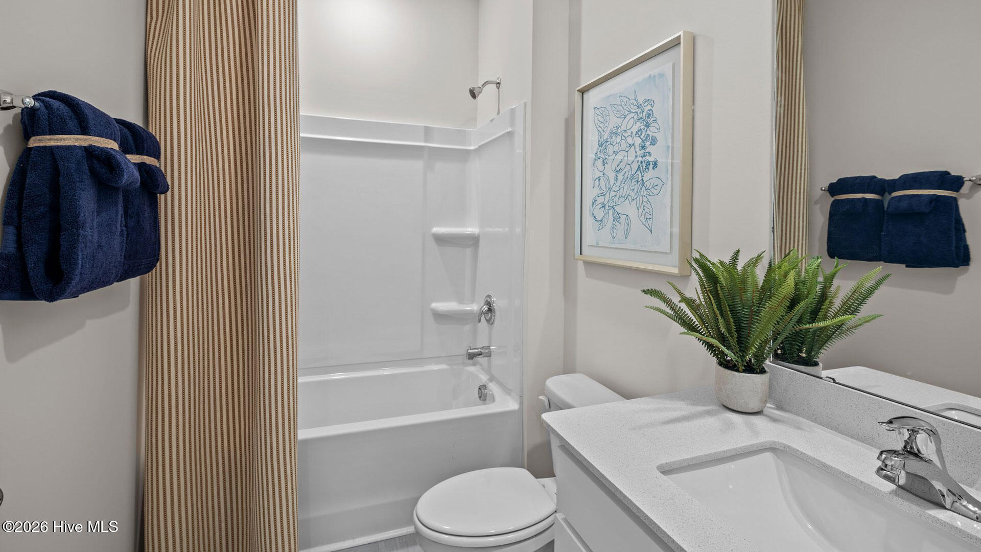 204 Lake Tyler Drive Property Photo 4