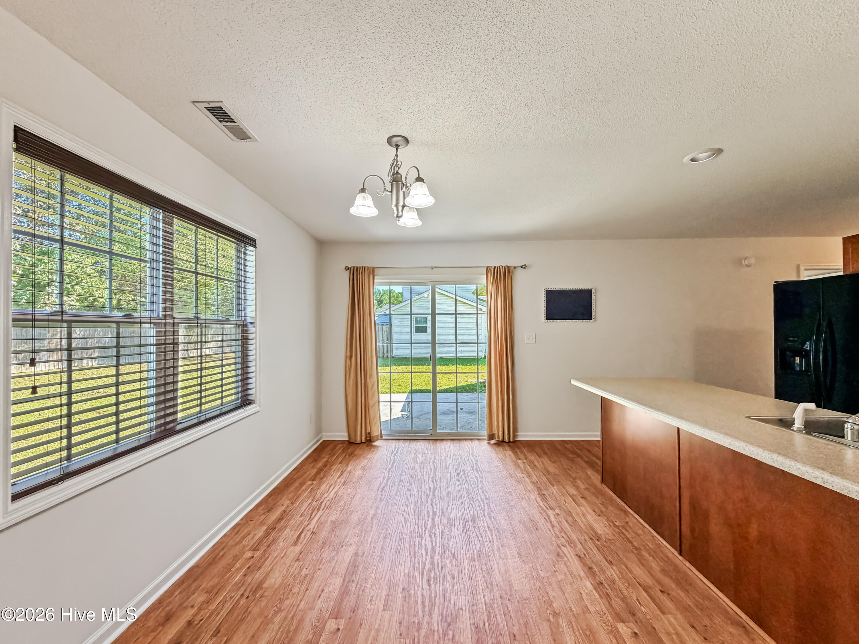 164 Kelly Circle Property Photo 4