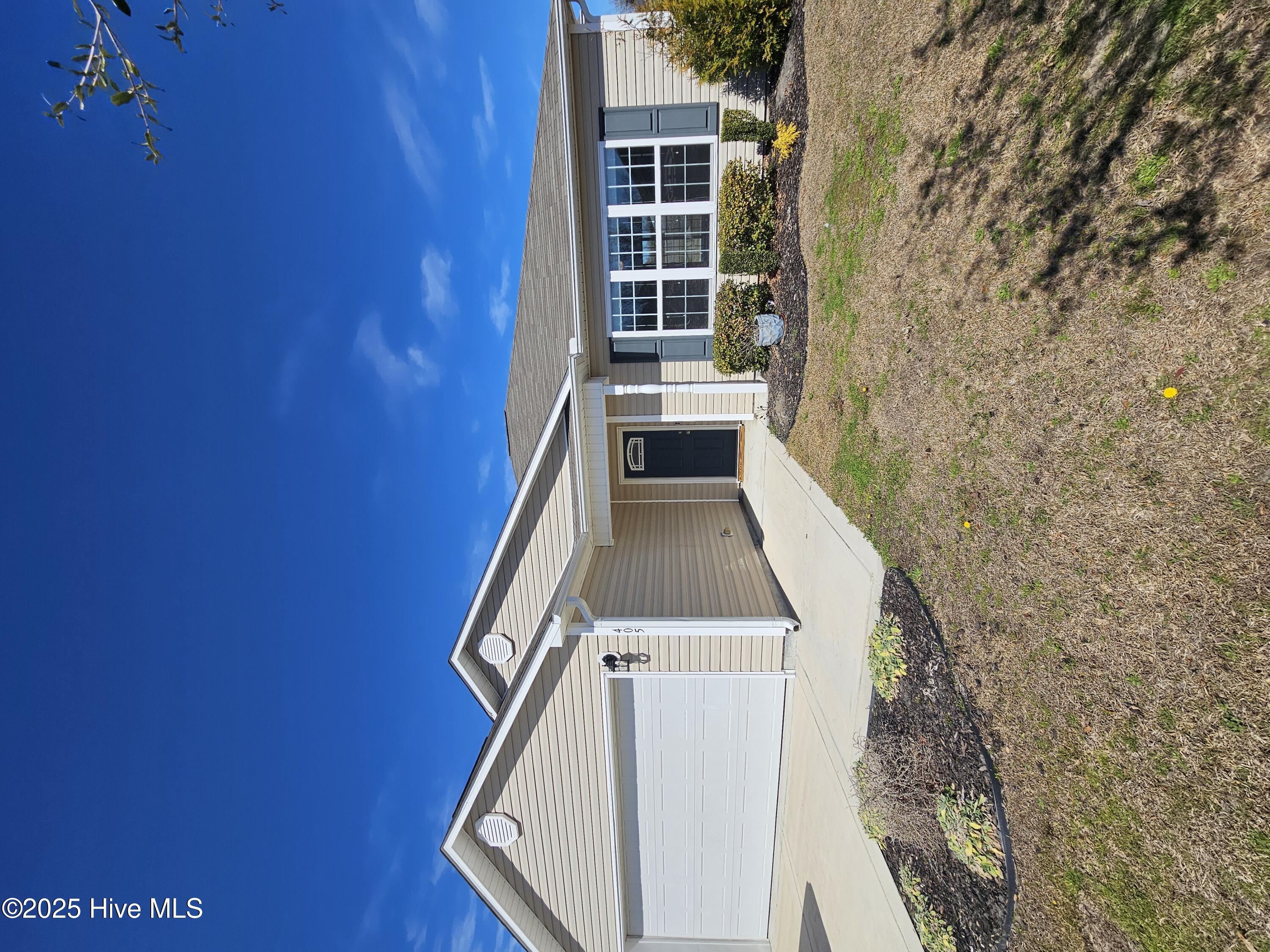 405 Midnight Drive Property Photo 1