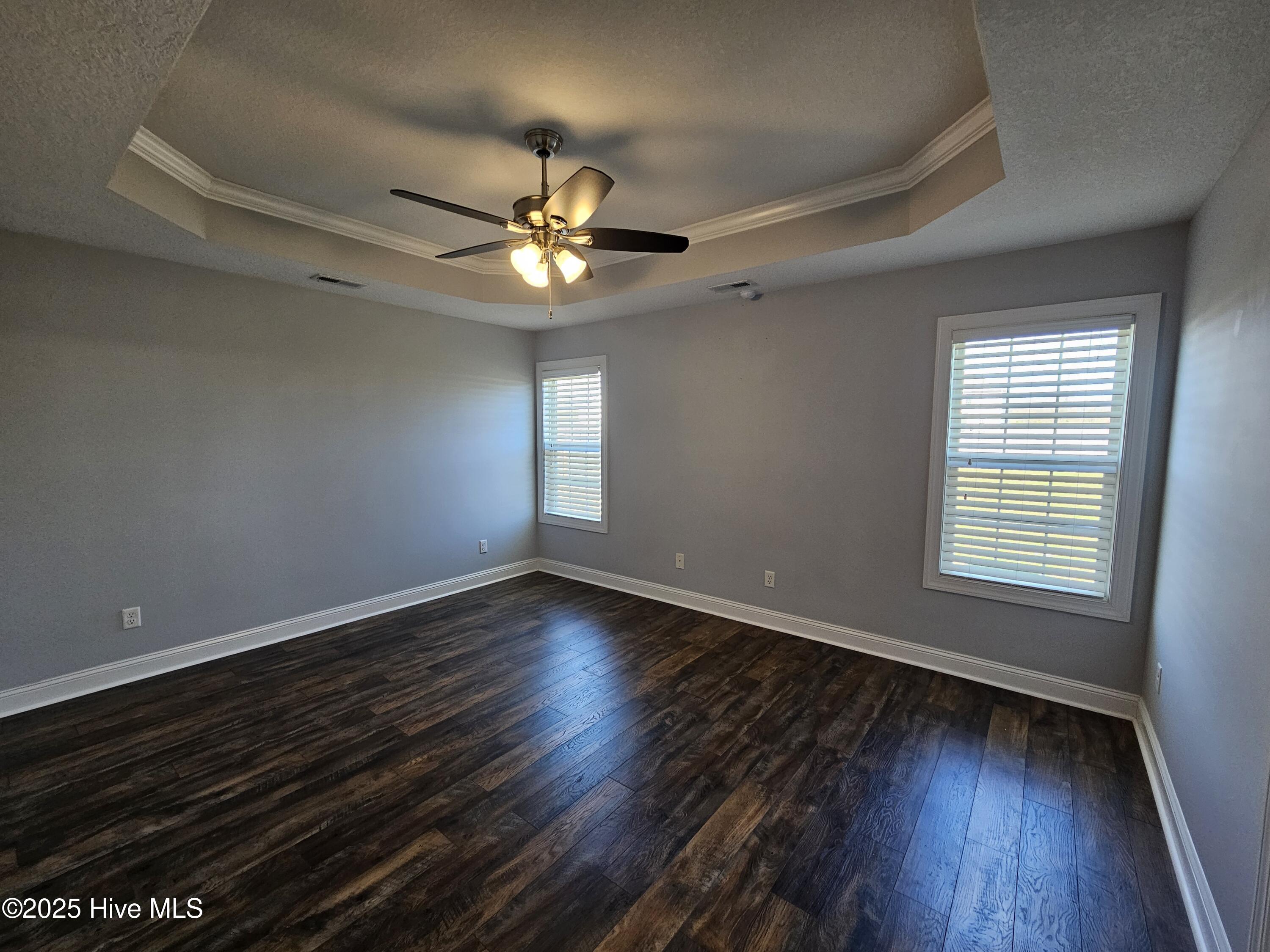 405 Midnight Drive Property Photo 12