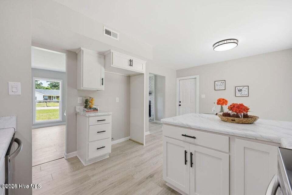 105 Woodside Court Property Photo 8